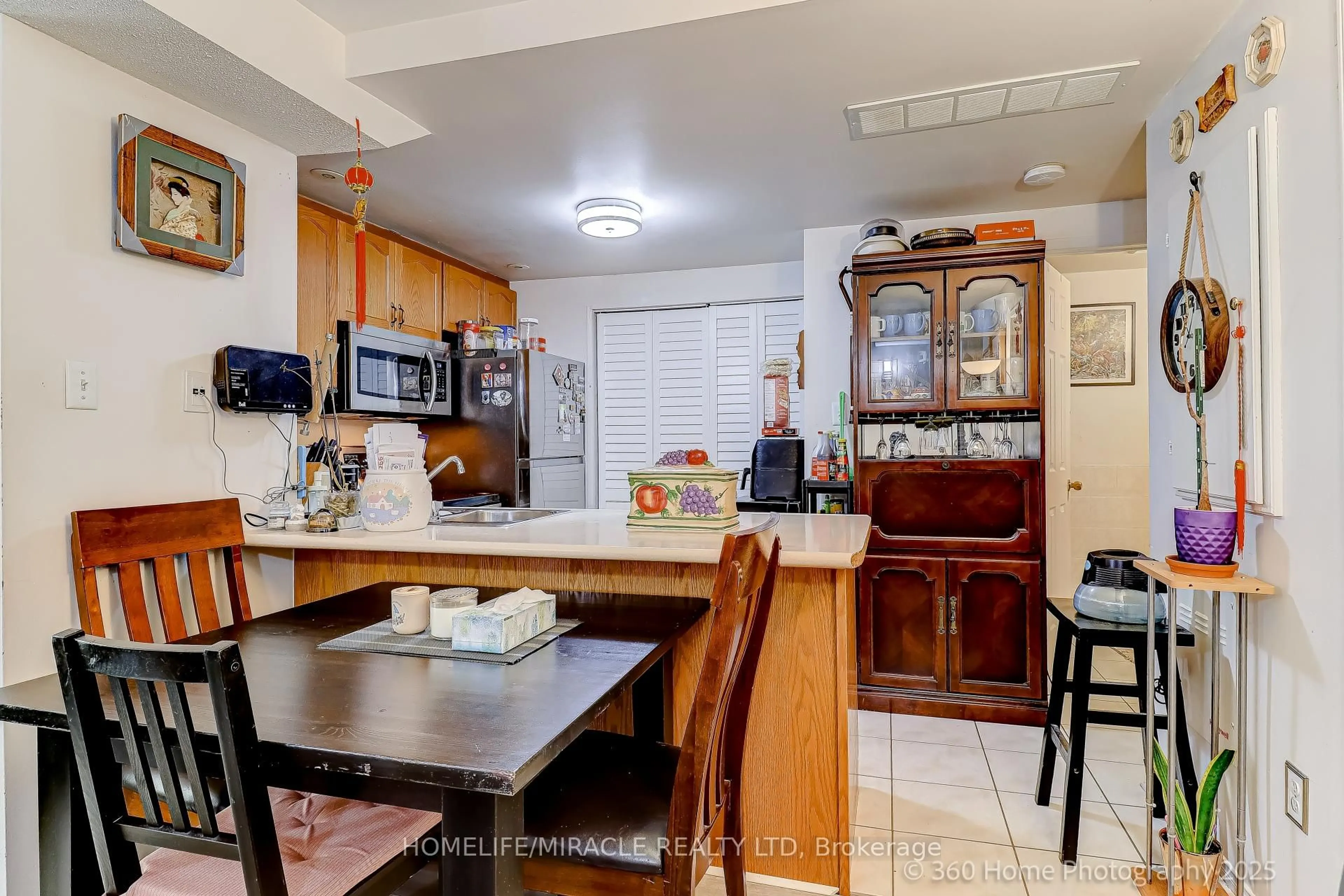 Standard kitchen, unknown for 42 Pinery Tr #35, Toronto Ontario M1B 6H9