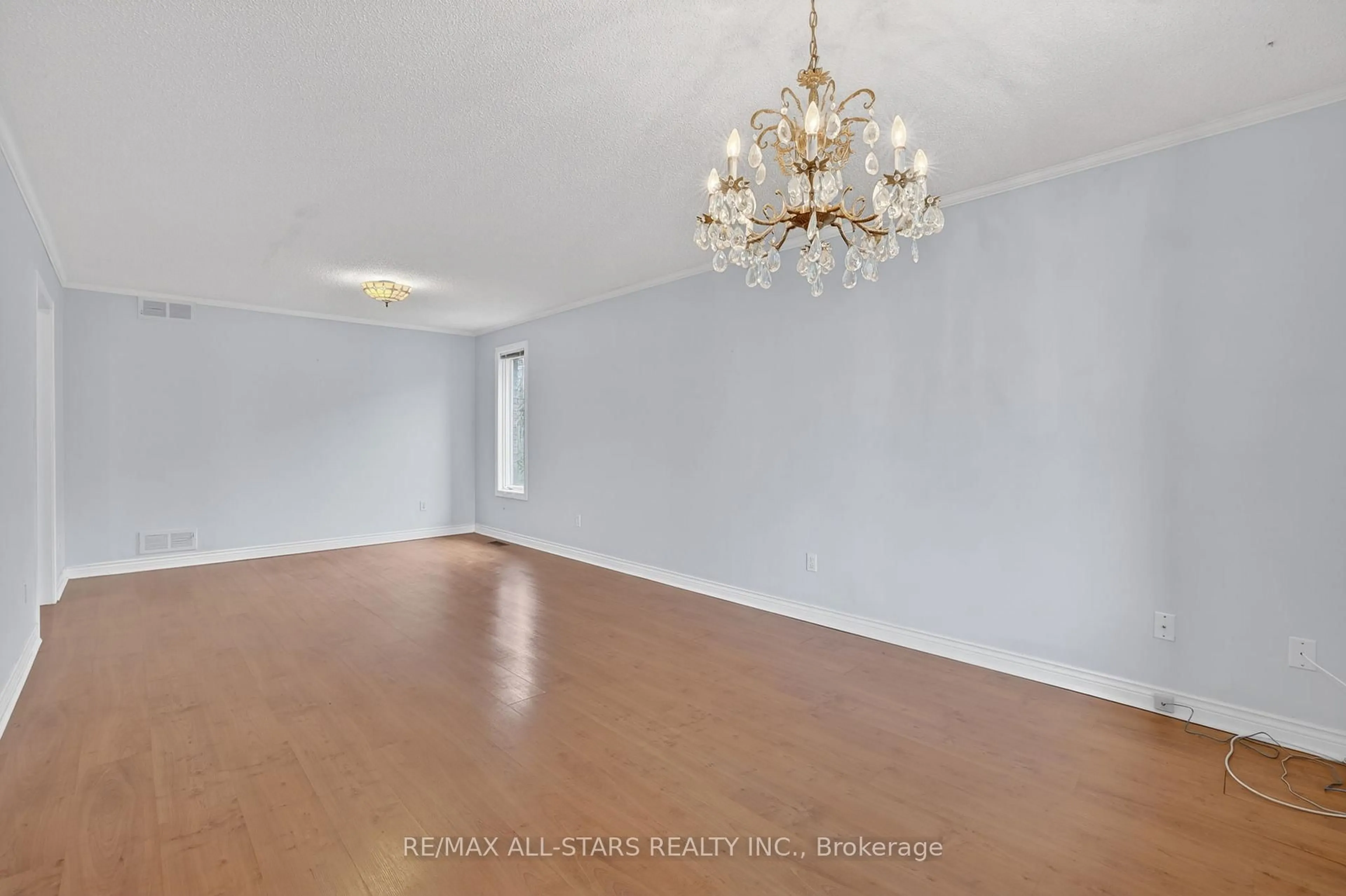 A pic of a room for 29 Lakeview Dr, Scugog Ontario L9L 1G9