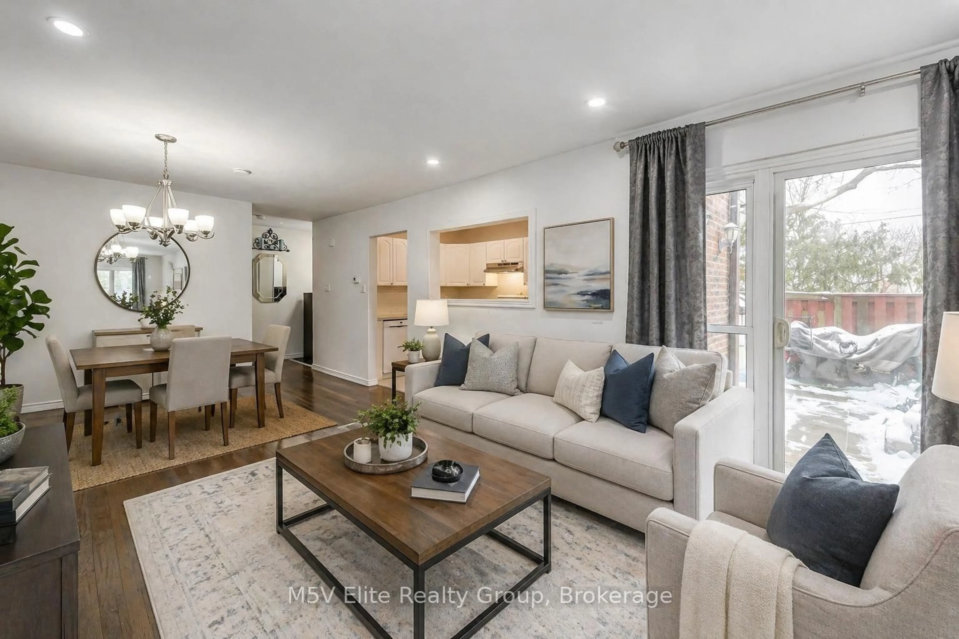 Living room with furniture, unknown for 105 Dovedale Dr #2, Whitby Ontario L1N 1Z7