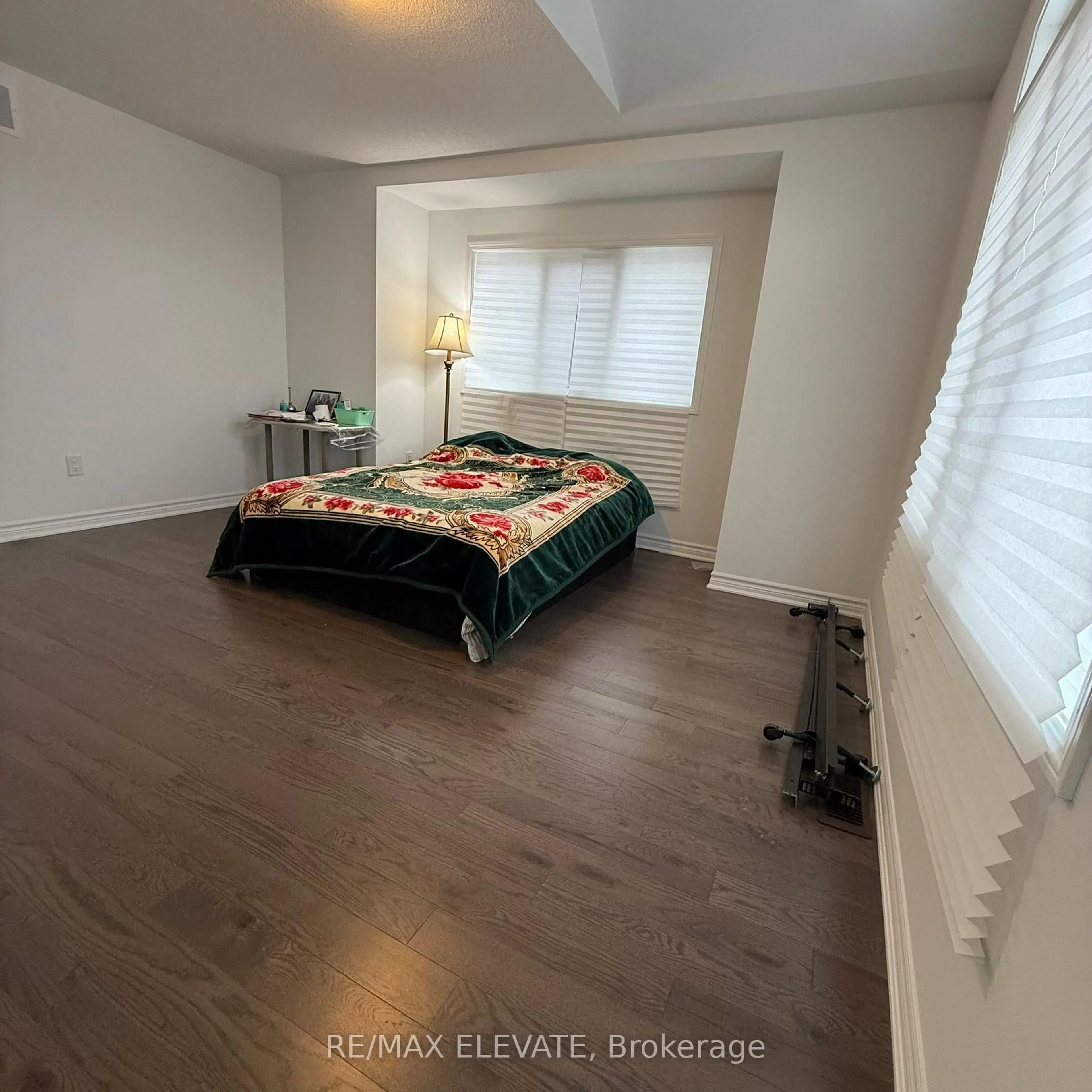 A pic of a room for 3226 Brigadier Ave, Pickering Ontario L1X 0N4