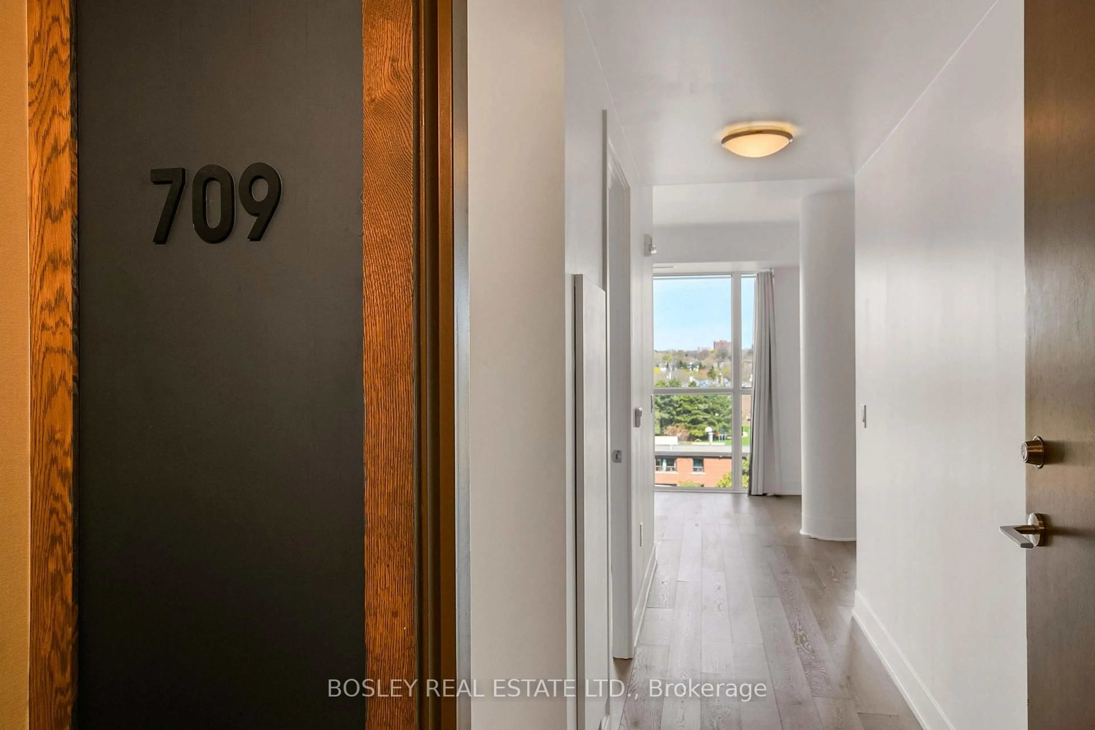 Unknown for 1331 Queen St #709, Toronto Ontario M3B 0A1