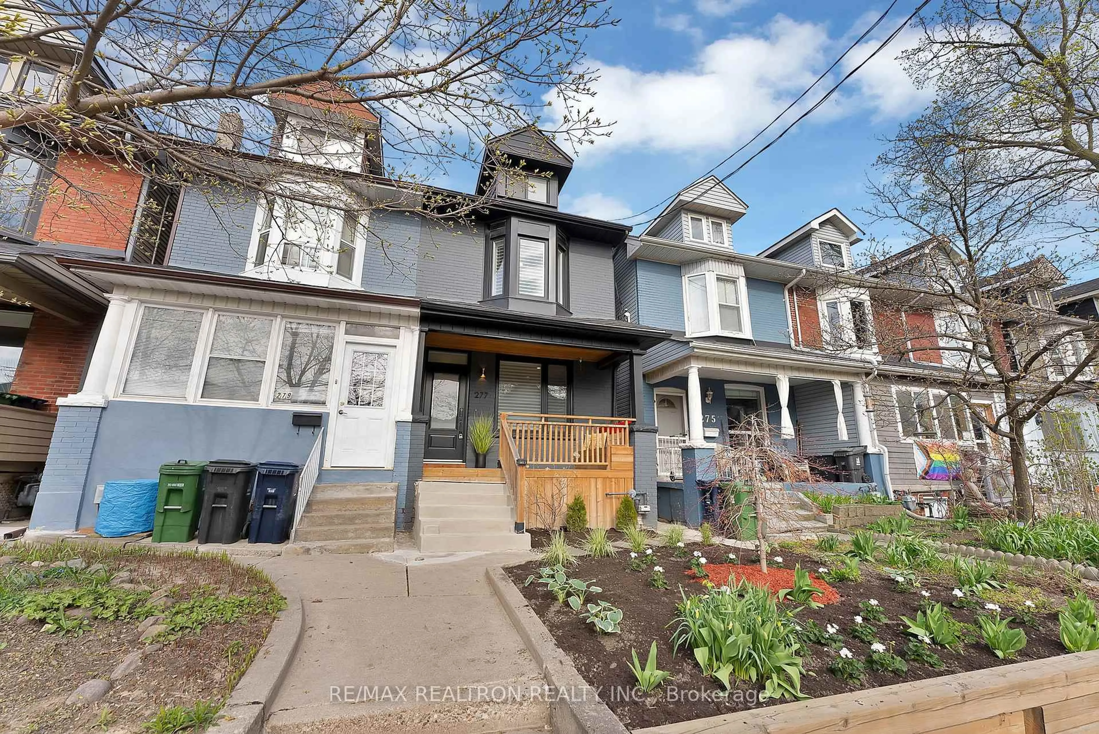 Unknown for 277 Boston Ave, Toronto Ontario M4M 2V4