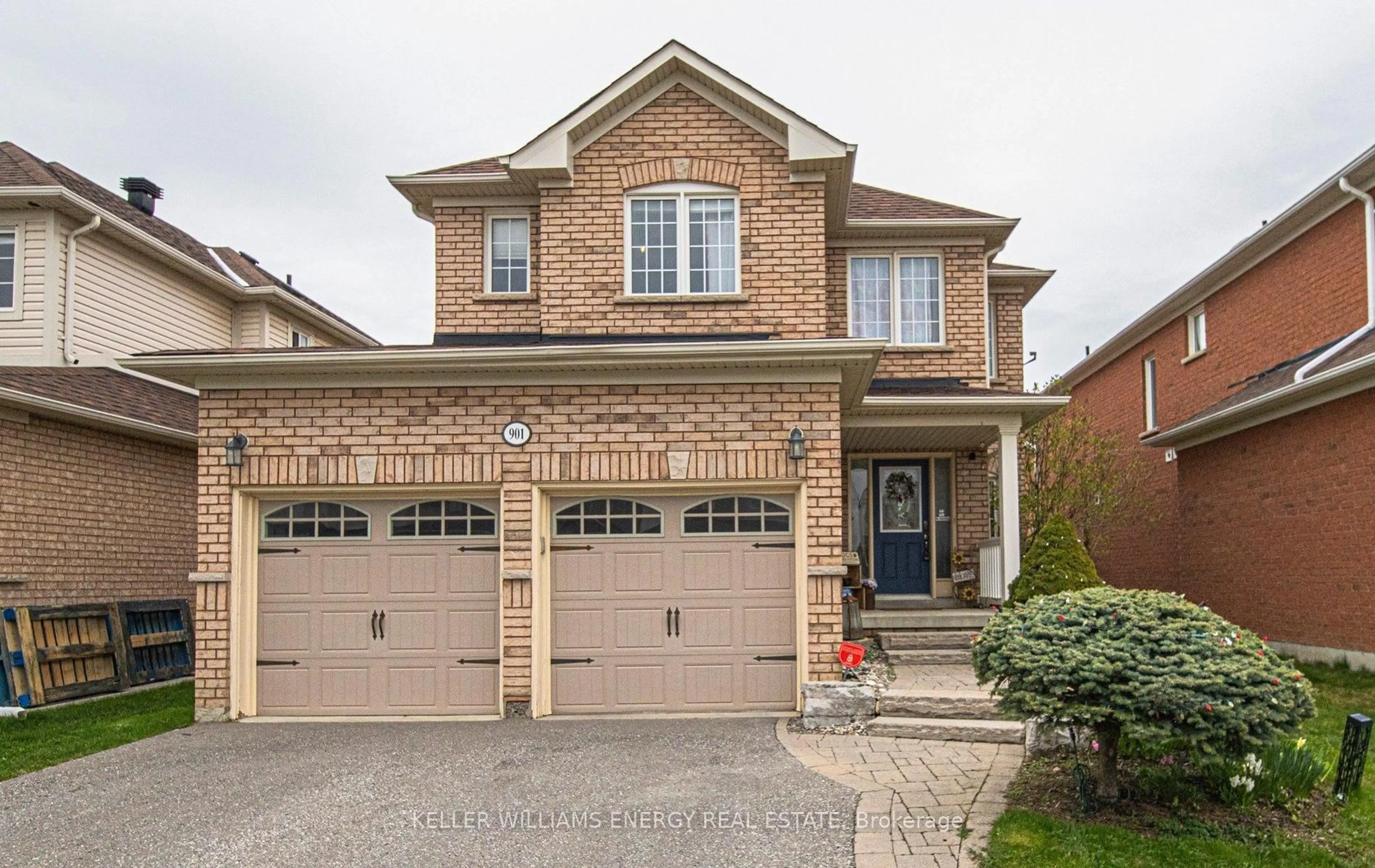Home with brick exterior material, street for 901 Ormond Dr, Oshawa Ontario L1K 3C2