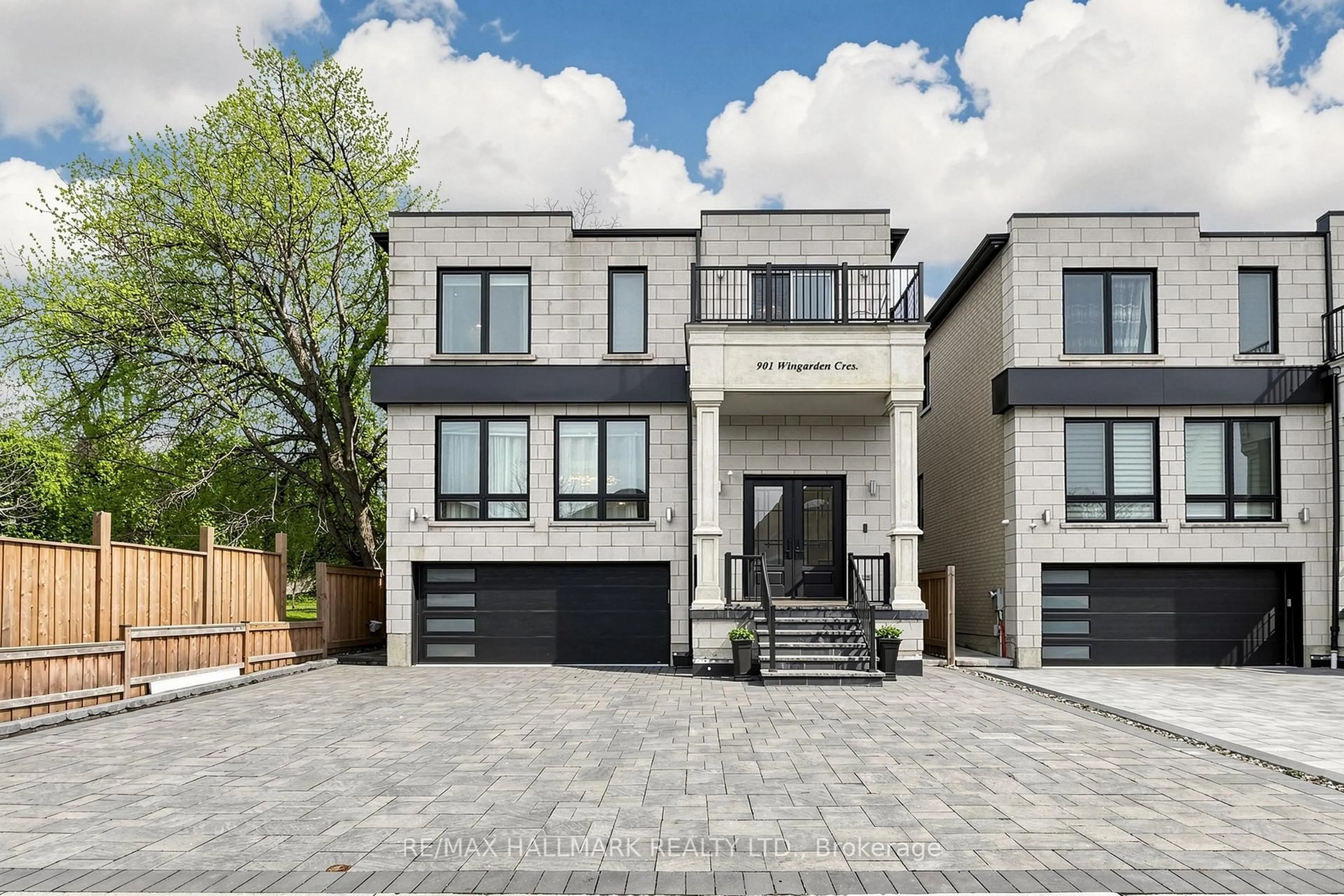 Home with brick exterior material, street for 901 Wingarden Cres, Pickering Ontario L1V 7C5