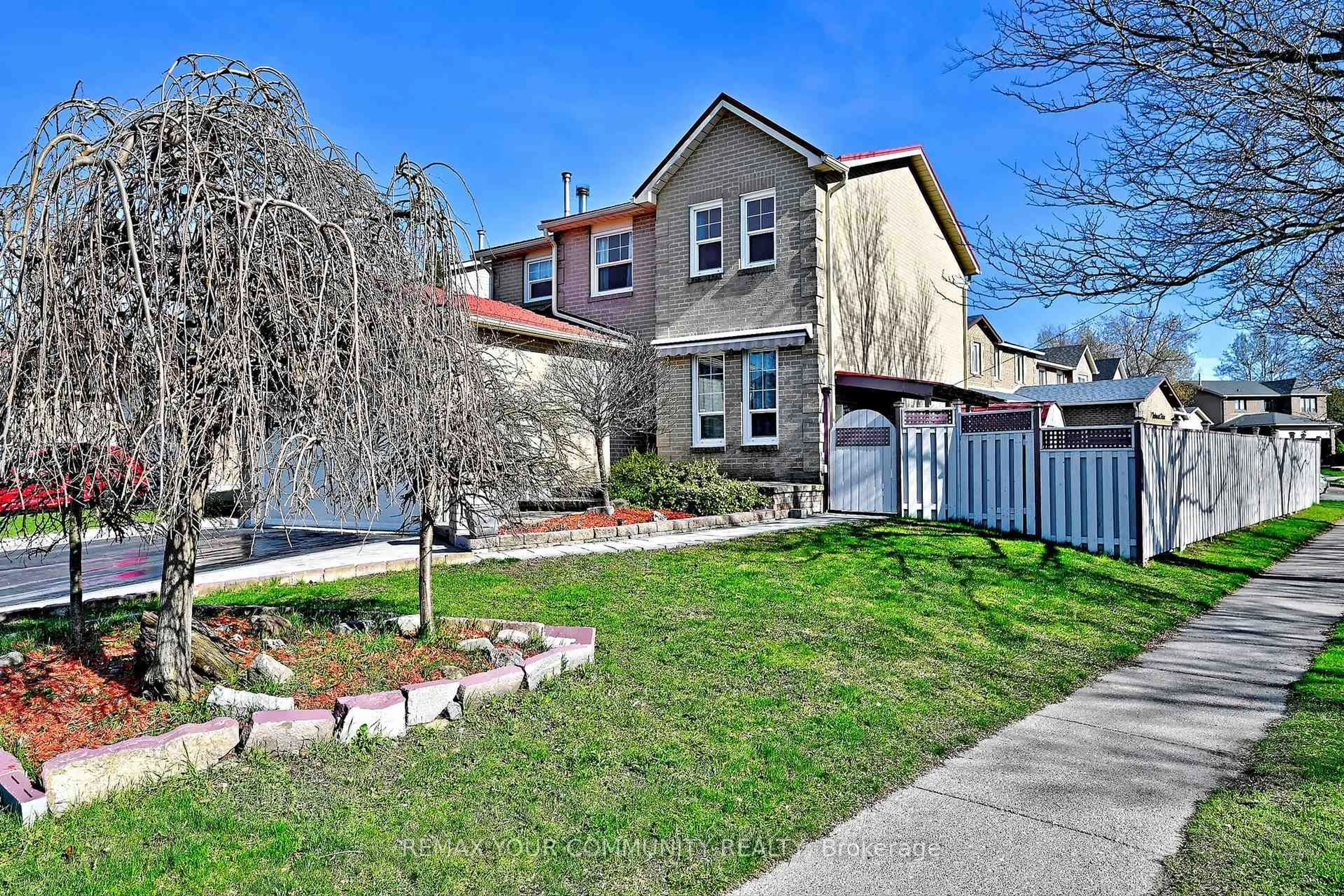 Unknown for 47 Reed Dr, Ajax Ontario L1S 5S2