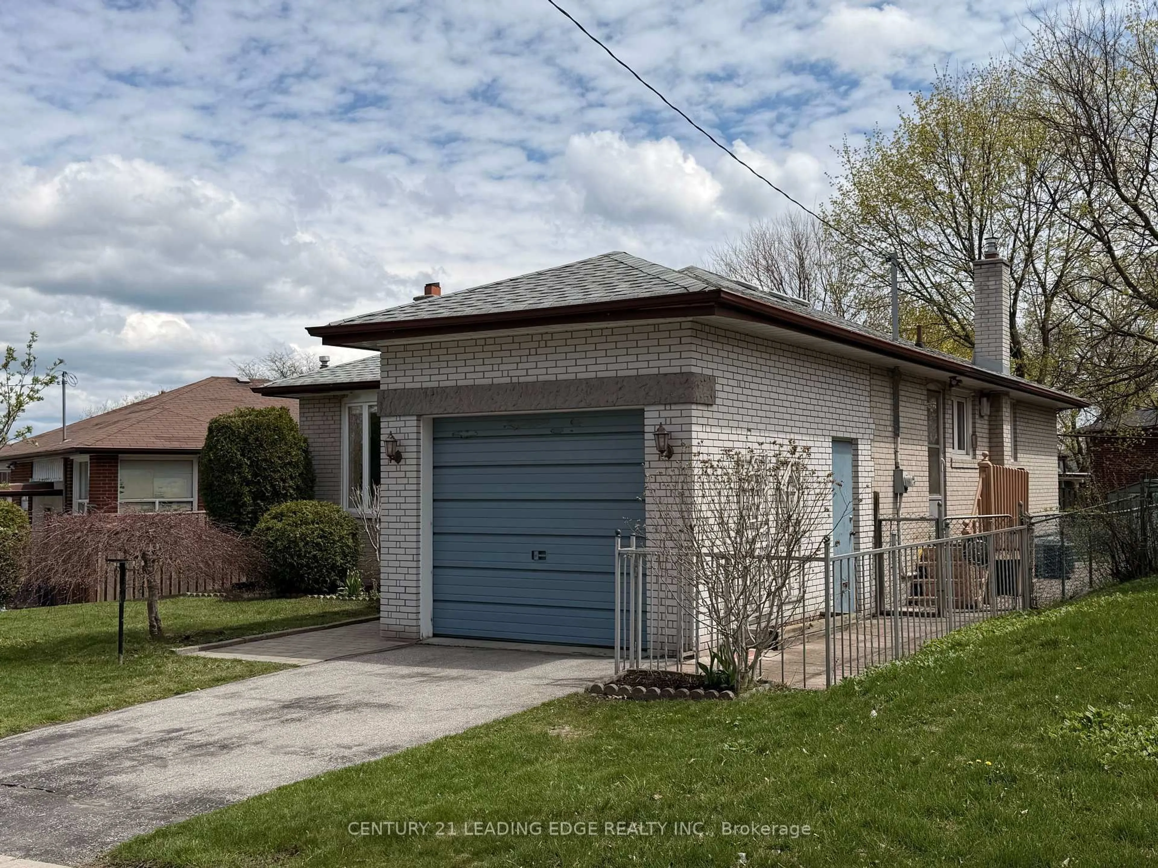 Home with brick exterior material, street for 61 Hollyhedge Dr, Toronto Ontario M1J 1X2