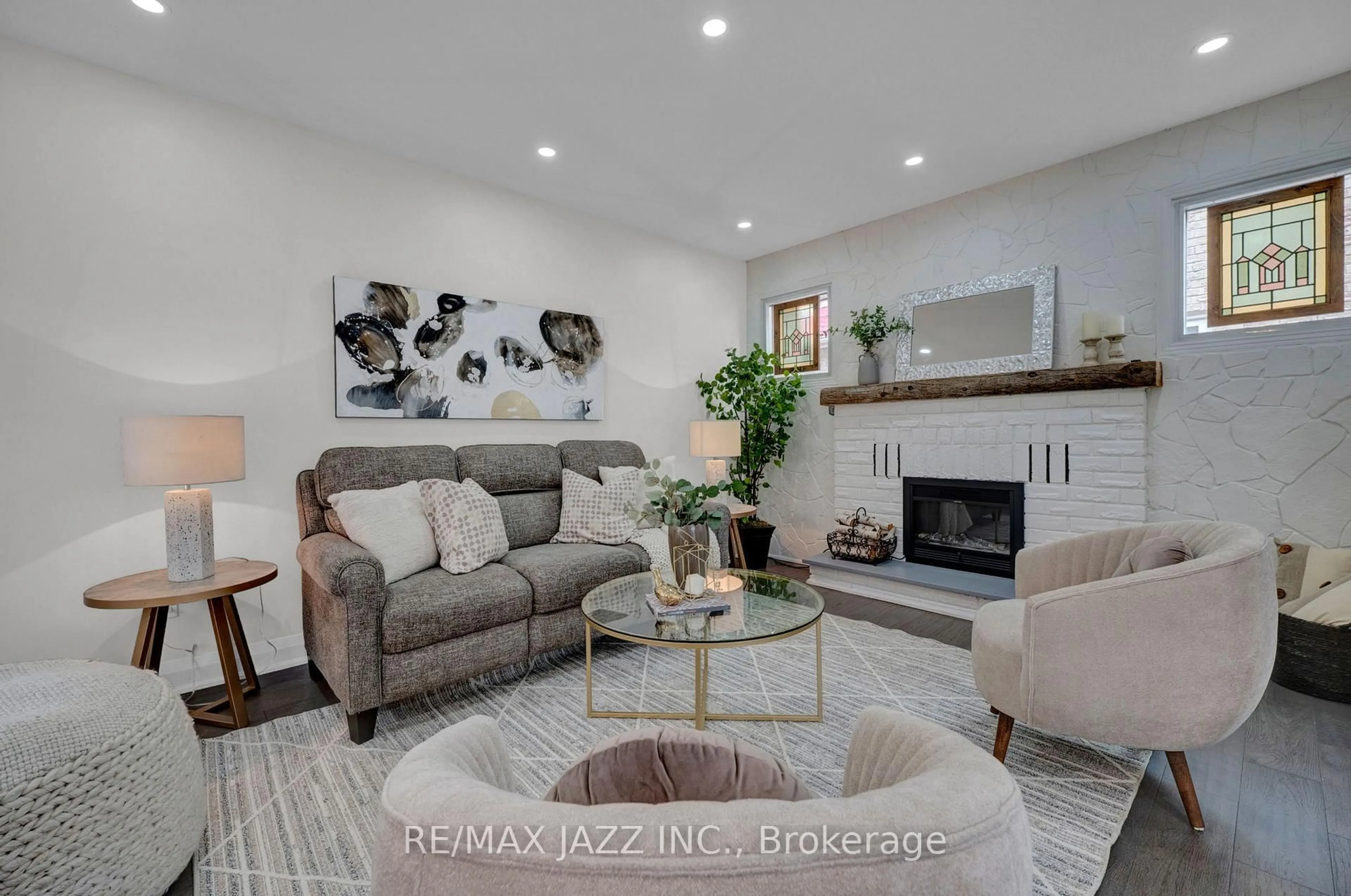 Living room with furniture, unknown for 15 Stockbridge Cres, Ajax Ontario L1T 2H2