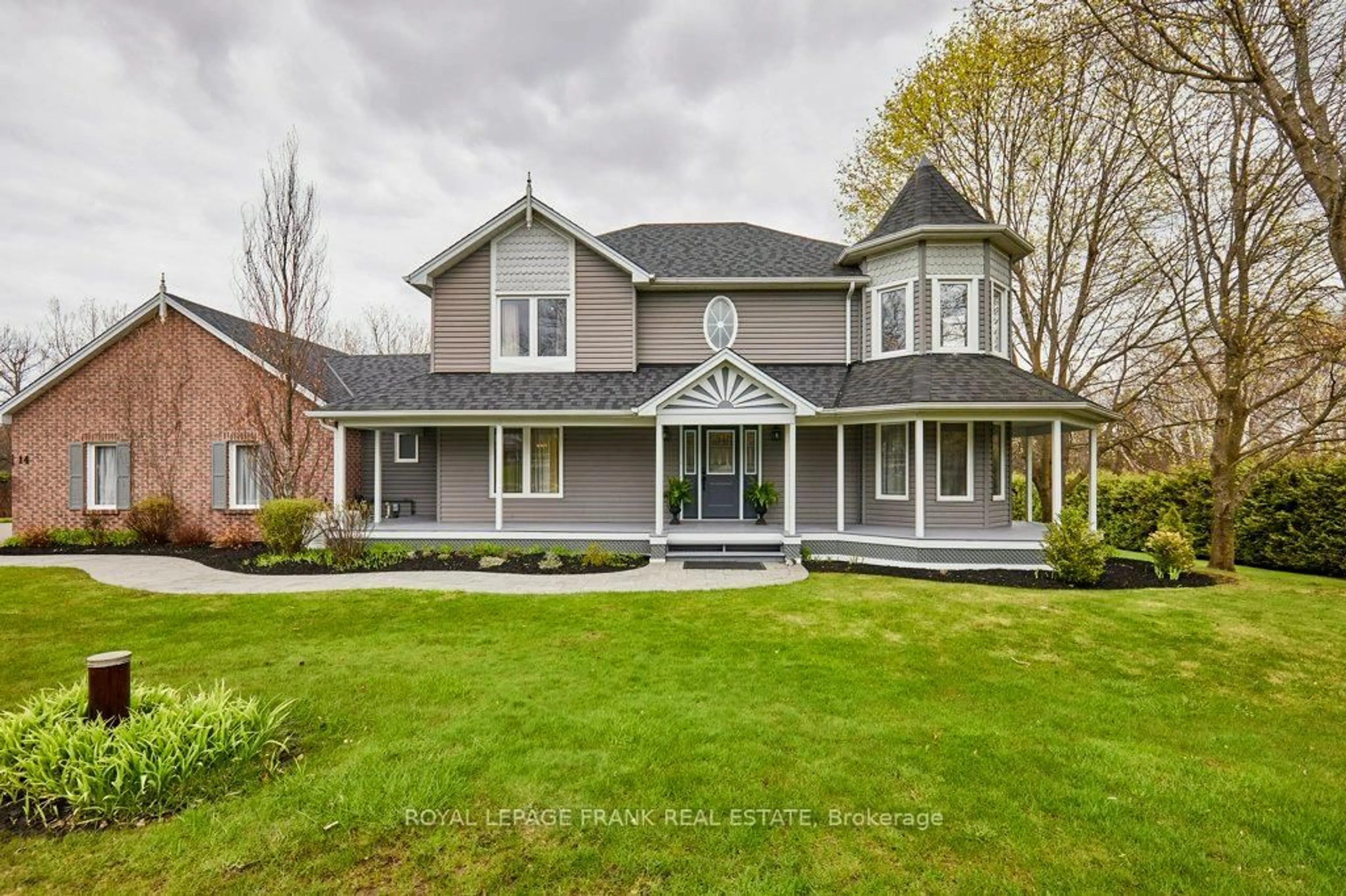 Home with vinyl exterior material, street for 14 Cawkers Cove Rd, Scugog Ontario L9L 1P4