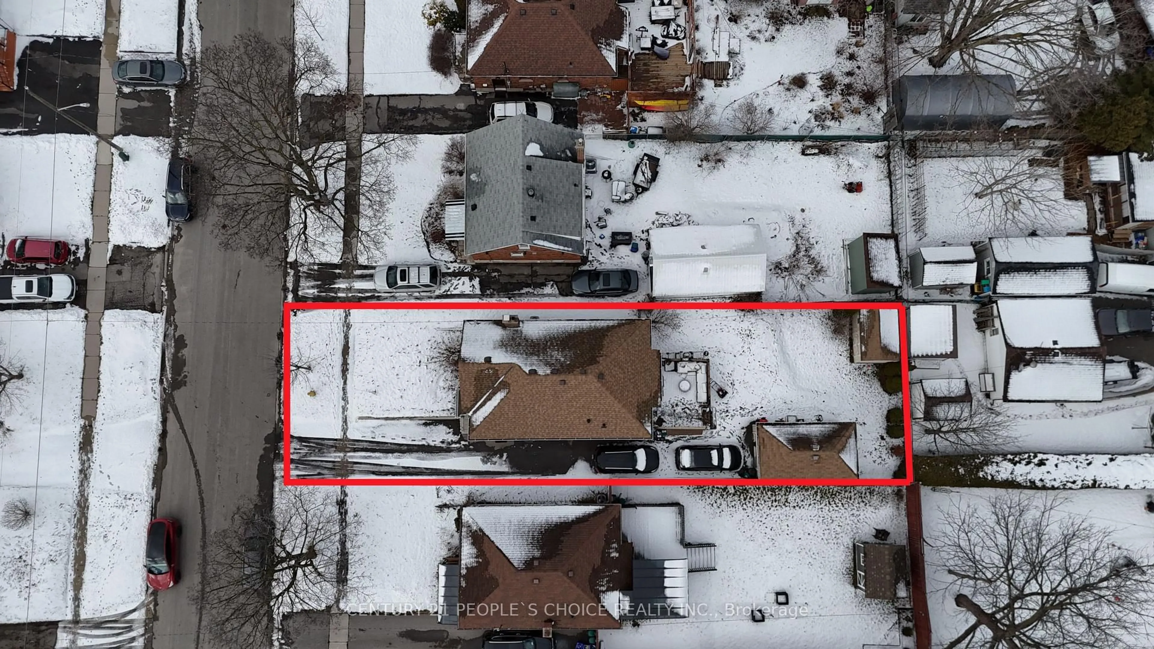 A pic from outside/outdoor area/front of a property/back of a property/a pic from drone, building for 67 Highland Ave, Oshawa Ontario L1H 6A4