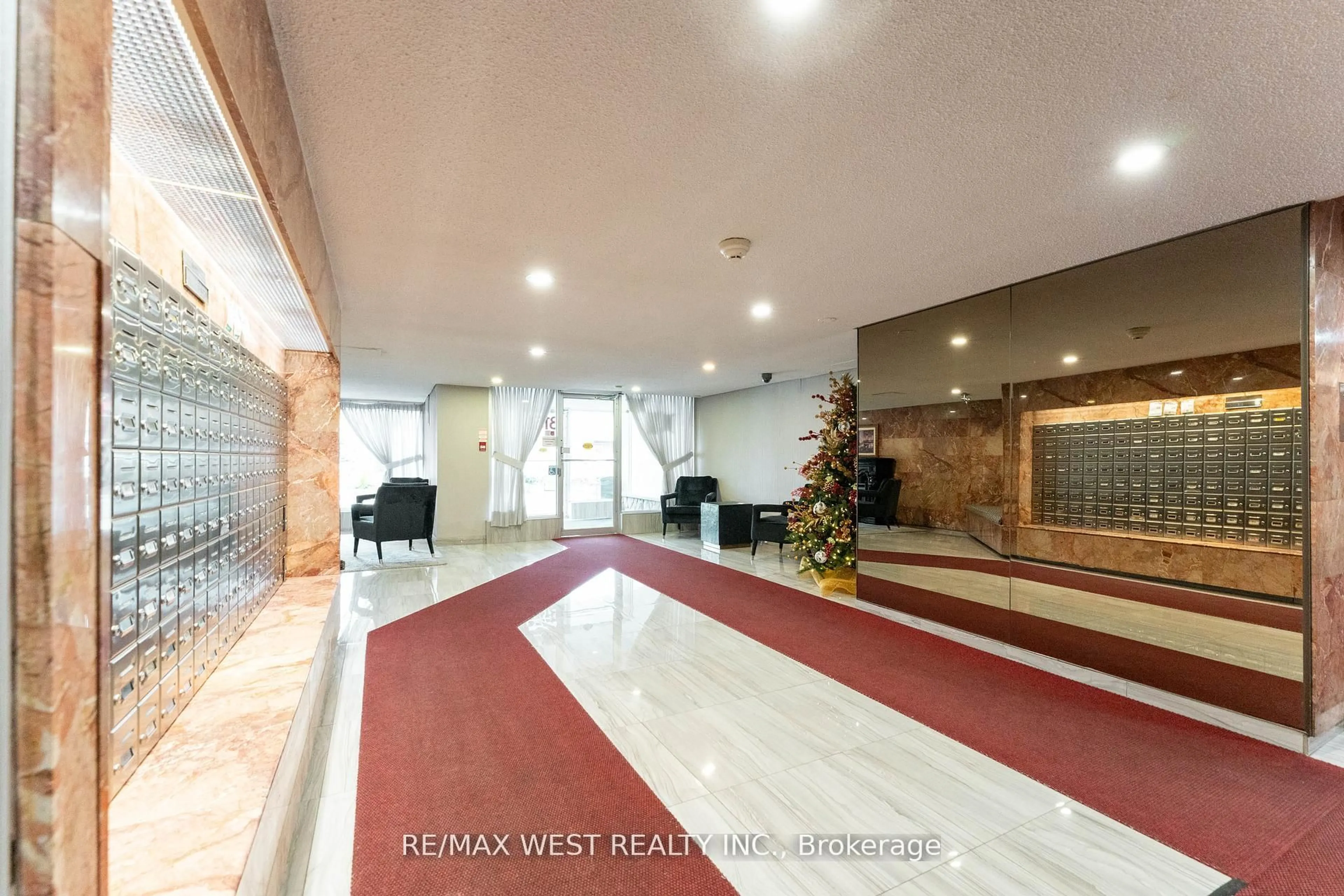 Lobby for 3151 Bridletowne Circ #2307, Toronto Ontario M1W 2T1