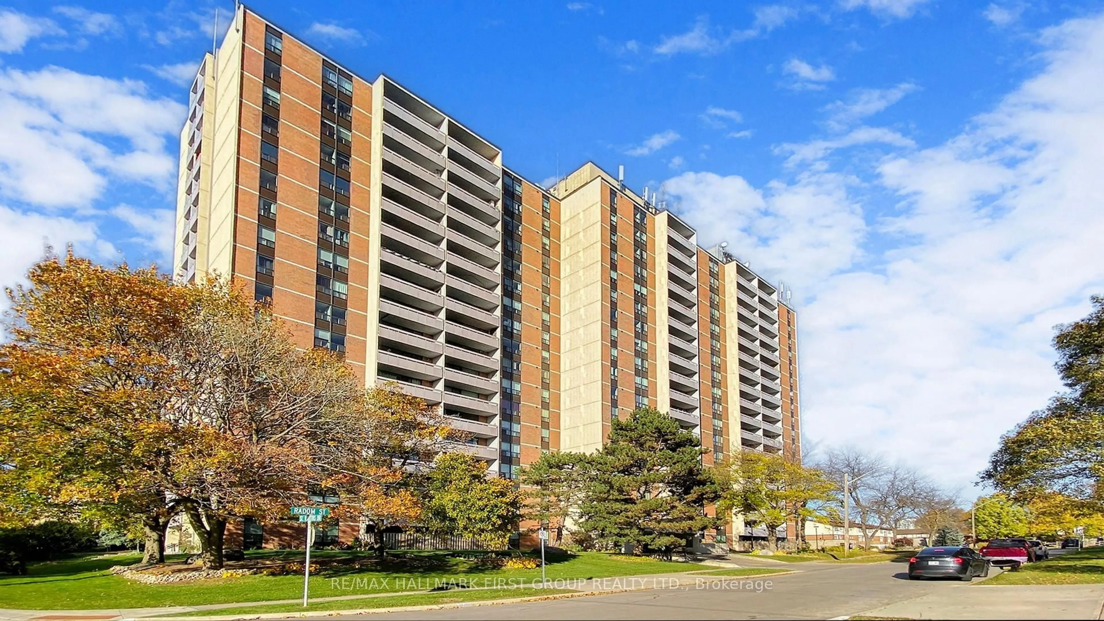 Unknown for 1210 Radom St #509, Pickering Ontario L1W 2Z3