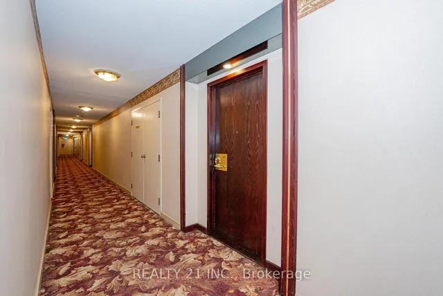 3233 Eglinton Ave #1107, Toronto 4