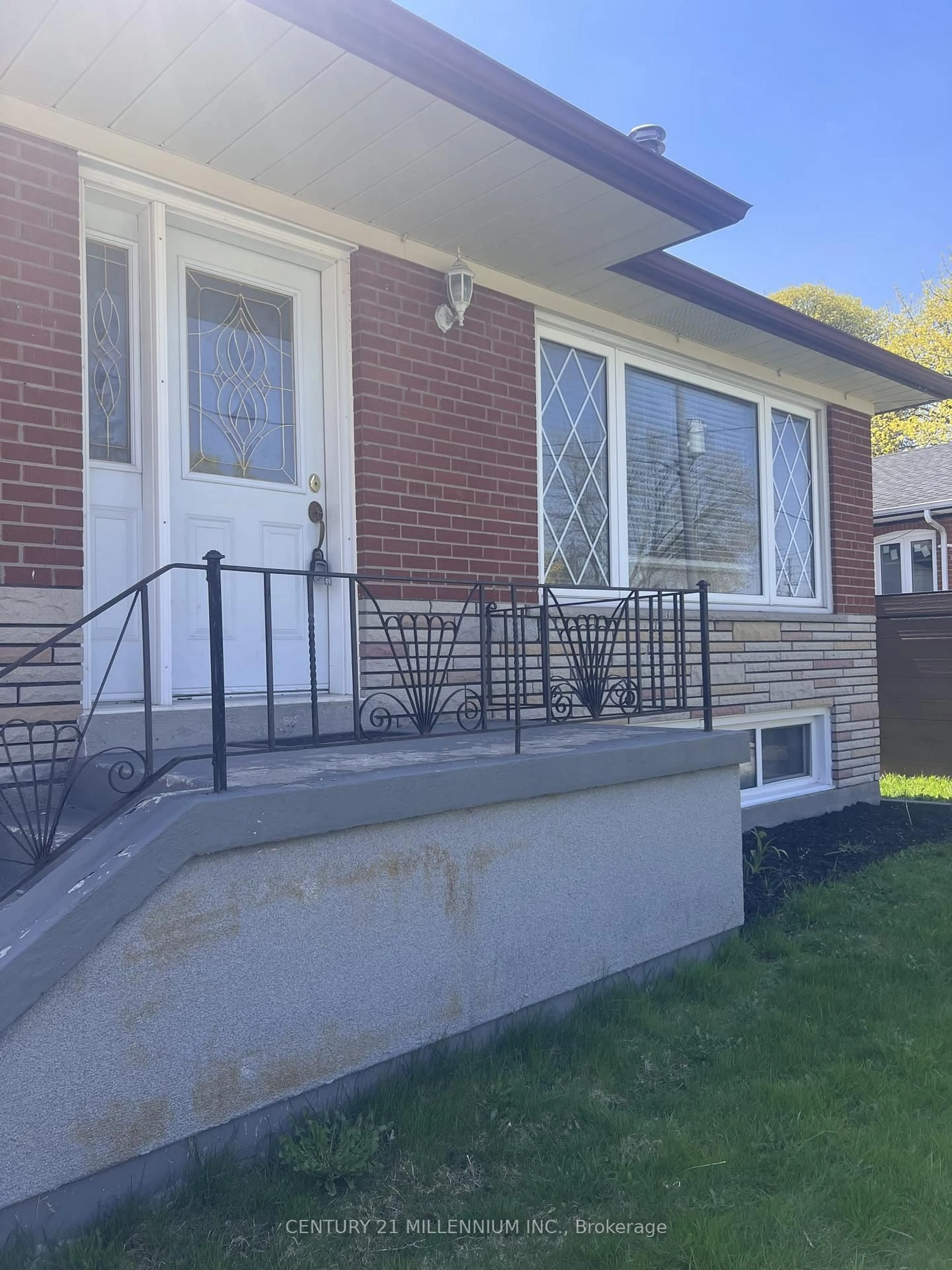 Home with brick exterior material, street for 9 Tralee Ave, Toronto Ontario M1G 3E3