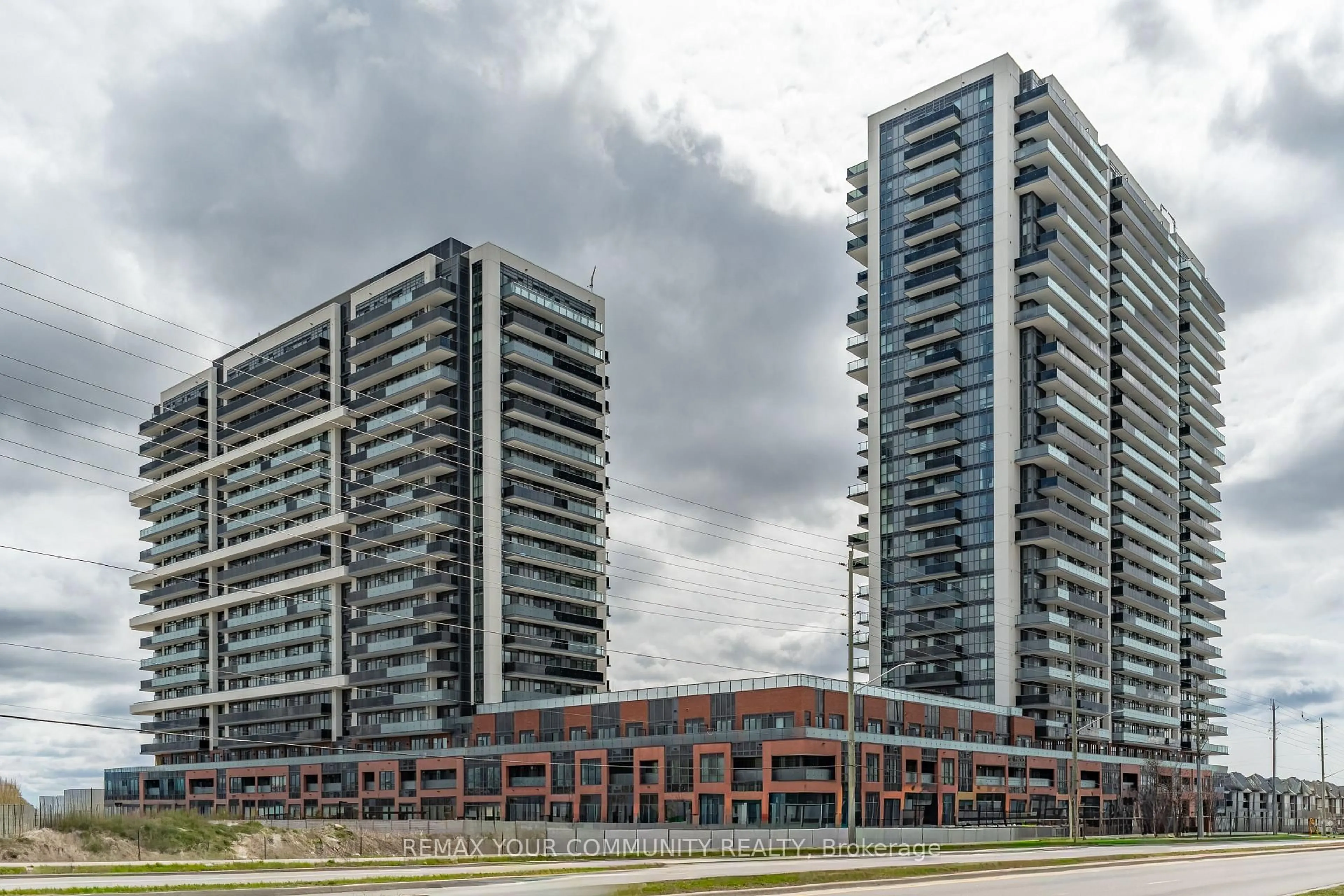 Unknown for 2545 Simcoe St #2302, Oshawa Ontario L1L 0W3