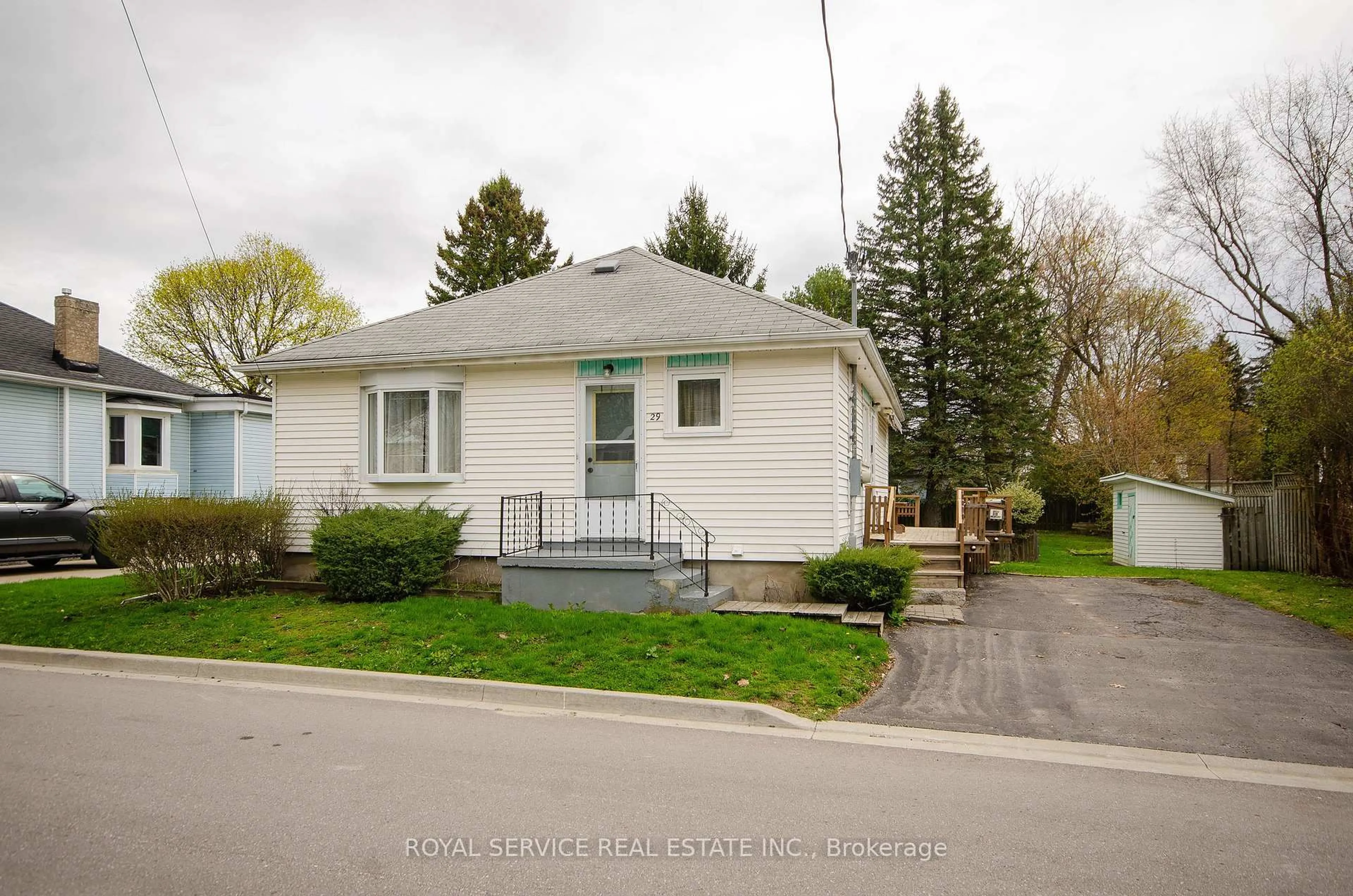 Unknown for 29 Prospect St, Clarington Ontario L1C 3G9