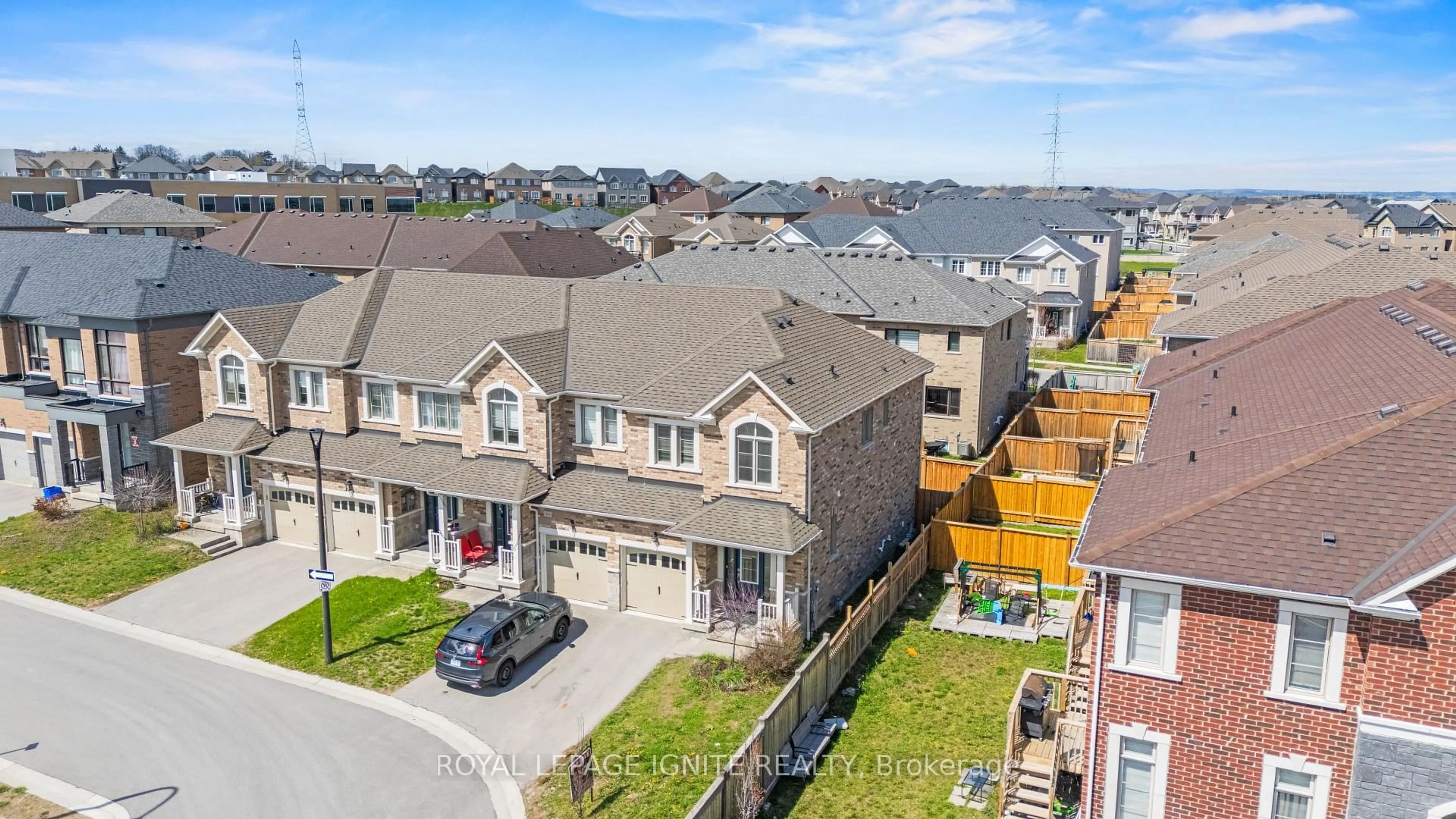 A pic from outside/outdoor area/front of a property/back of a property/a pic from drone, unknown for 1168 Drawstring Lane, Pickering Ontario L1X 0G7