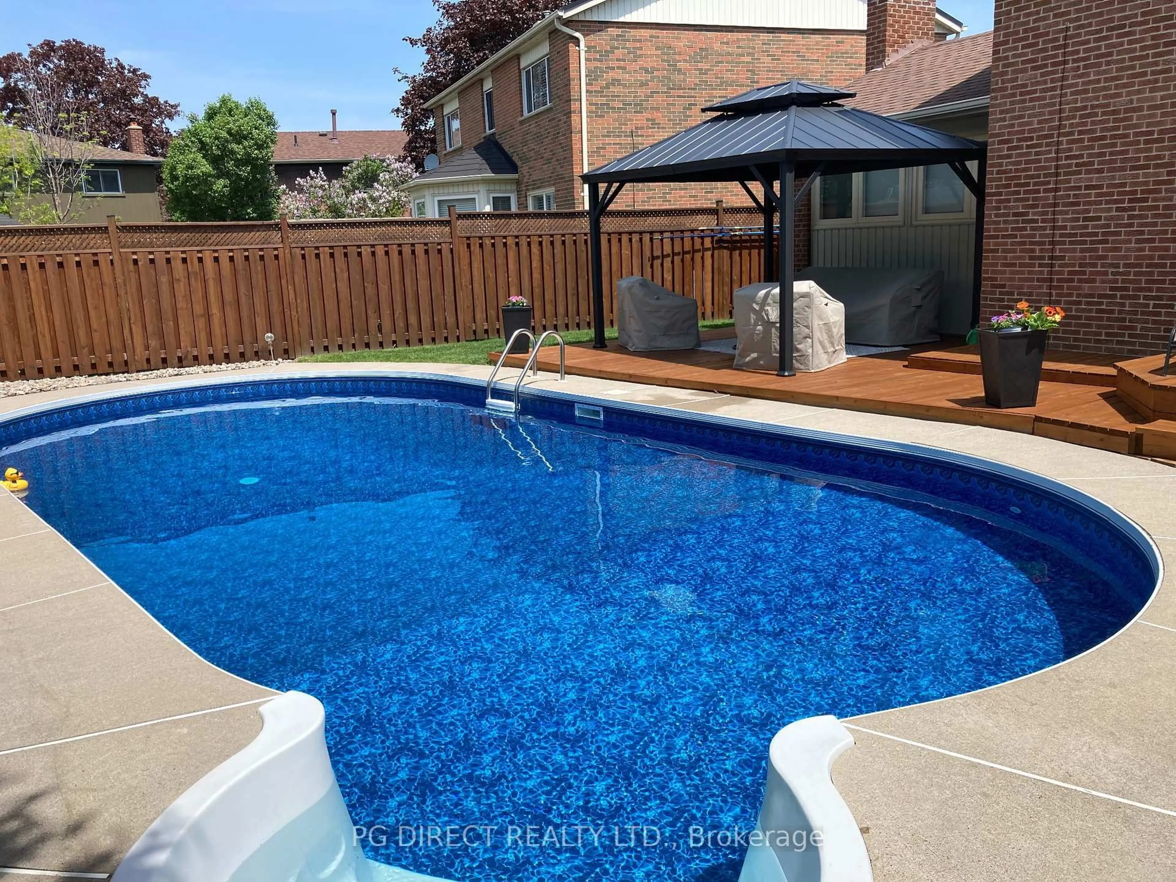 Pool for 245 Michael Blvd, Whitby Ontario L1N 6E5