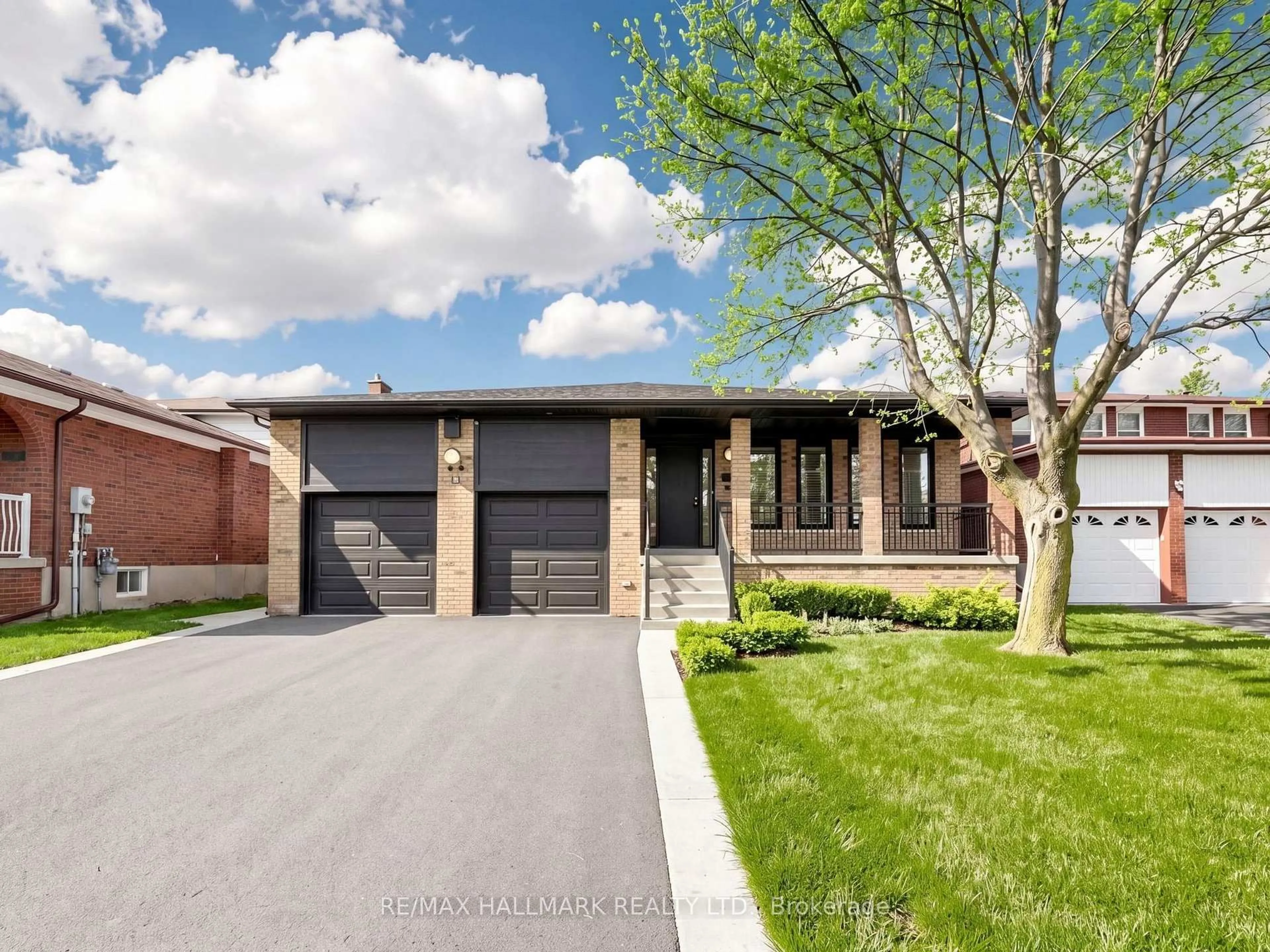 Home with brick exterior material, street for 44 Beamsville Dr, Toronto Ontario M1T 3S2
