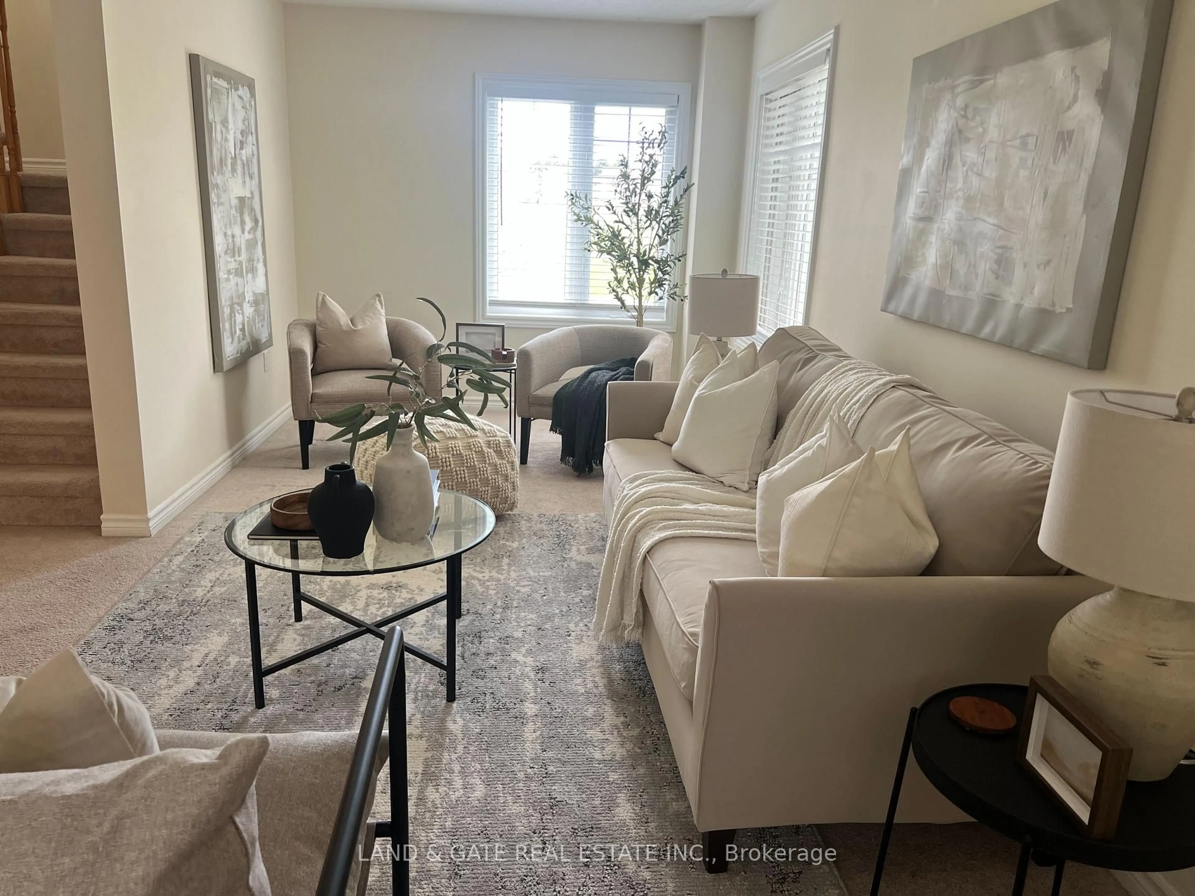 Living room with furniture, unknown for 495 Mearns Ave, Clarington Ontario L1C 5M5