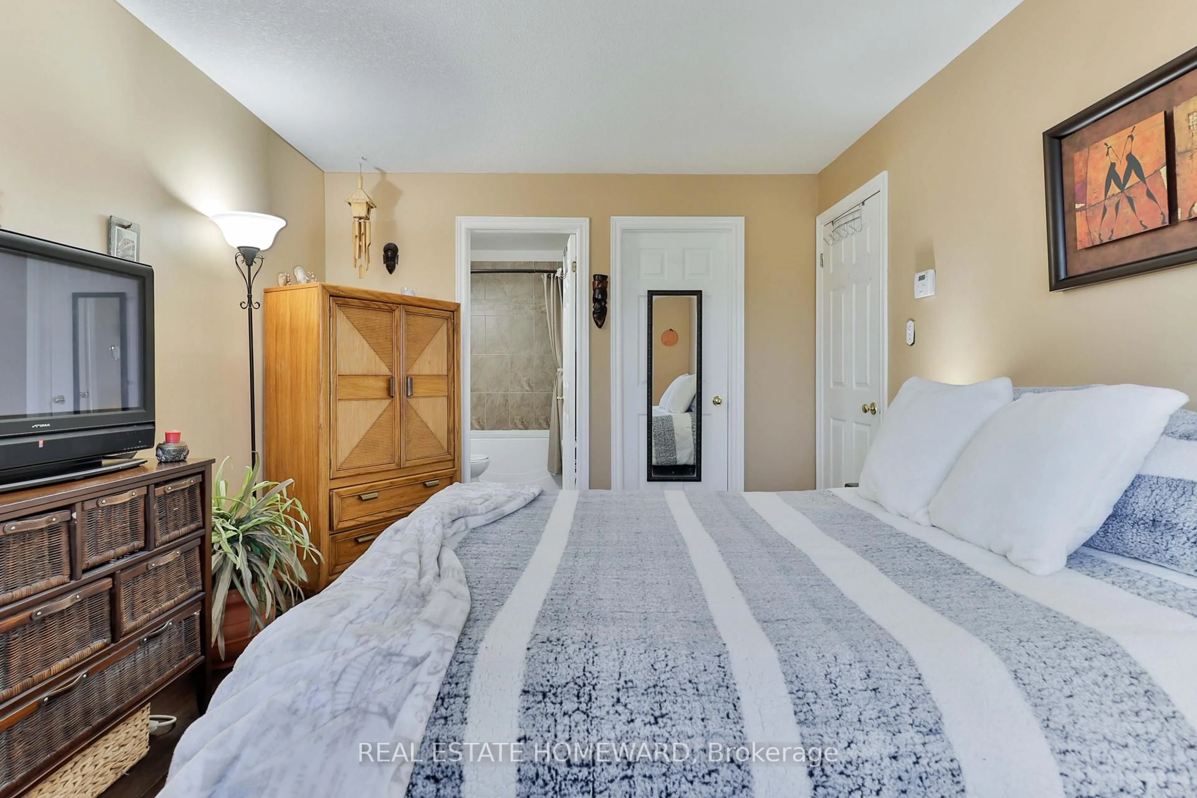 Bedroom with bed, unknown for 195 Lake Driveway West #304, Ajax Ontario L1S 7H7