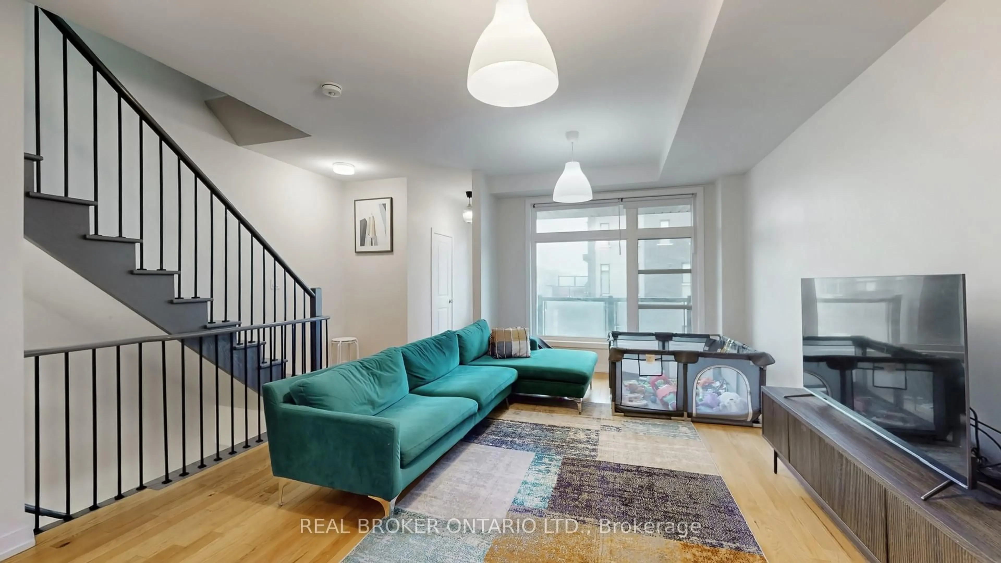 Living room with furniture, unknown for 2508 Castlegate Crossing, Pickering Ontario L1X 0H8