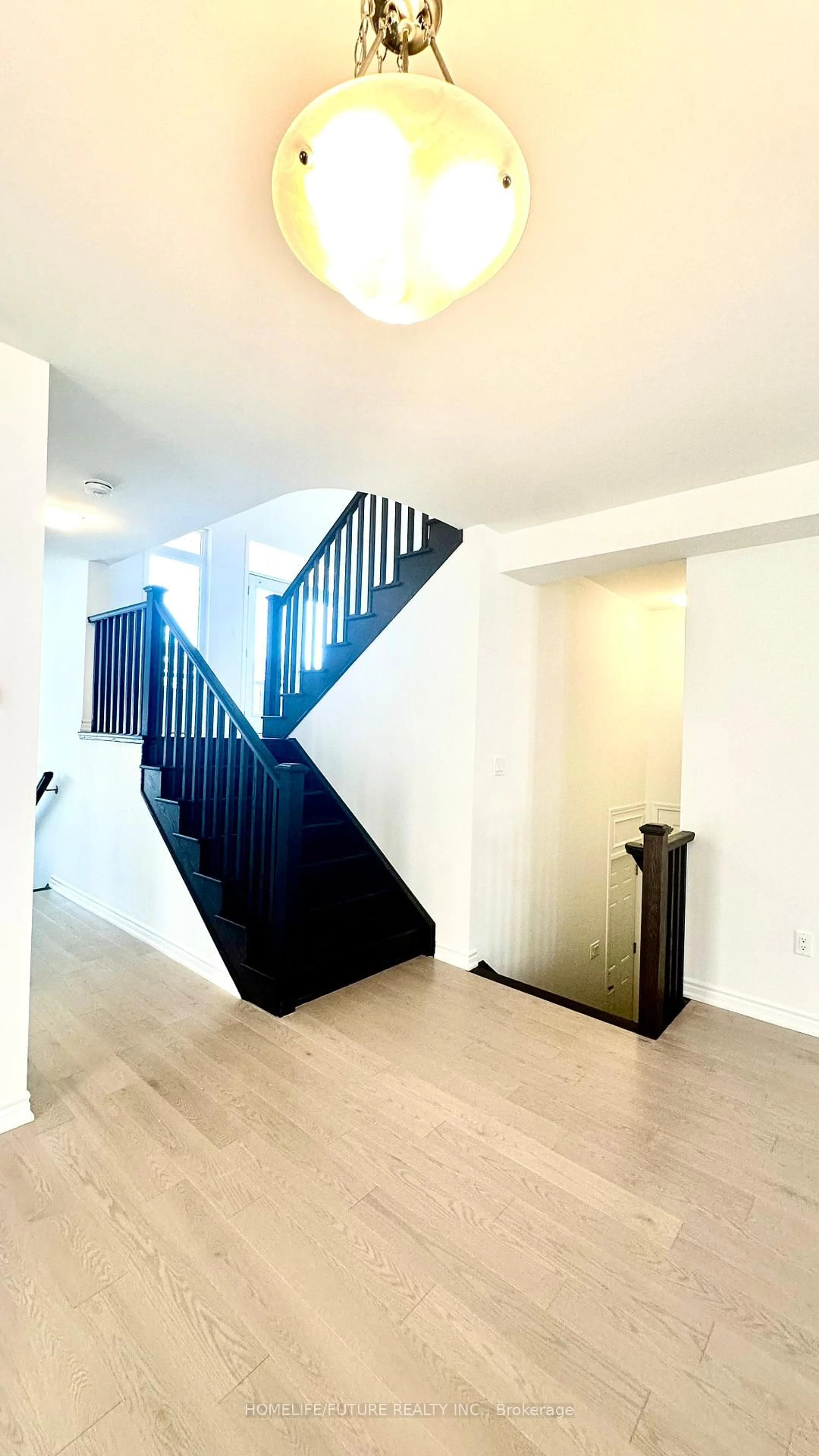 Unknown for 1406 Swallowtail Lane, Pickering Ontario L1X 0N8
