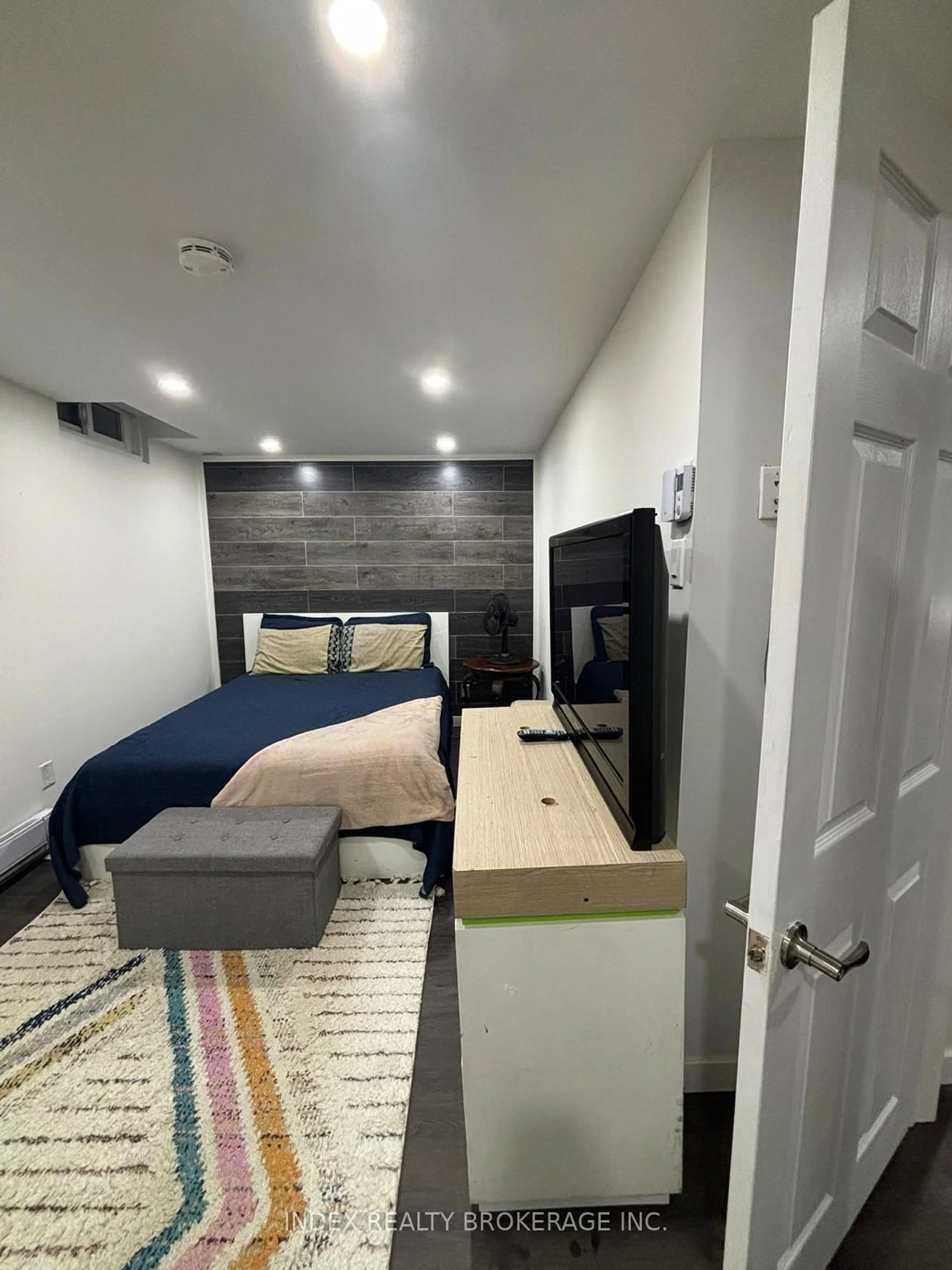 A pic of a room for 1010 Glen St #91, Oshawa Ontario L1J 6J2