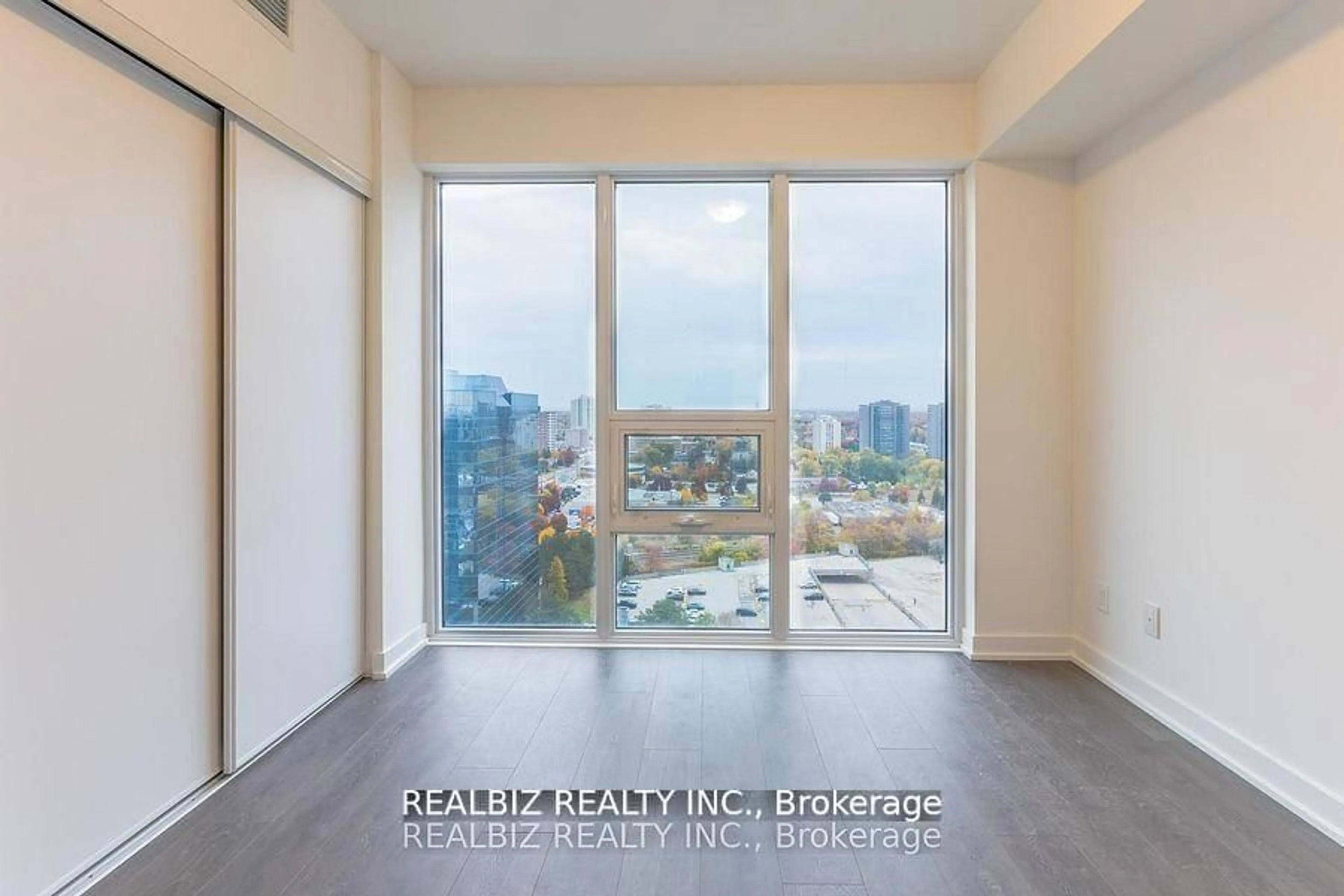 Unknown for 2033 Kennedy Rd #2003, Toronto Ontario M1T 0B9