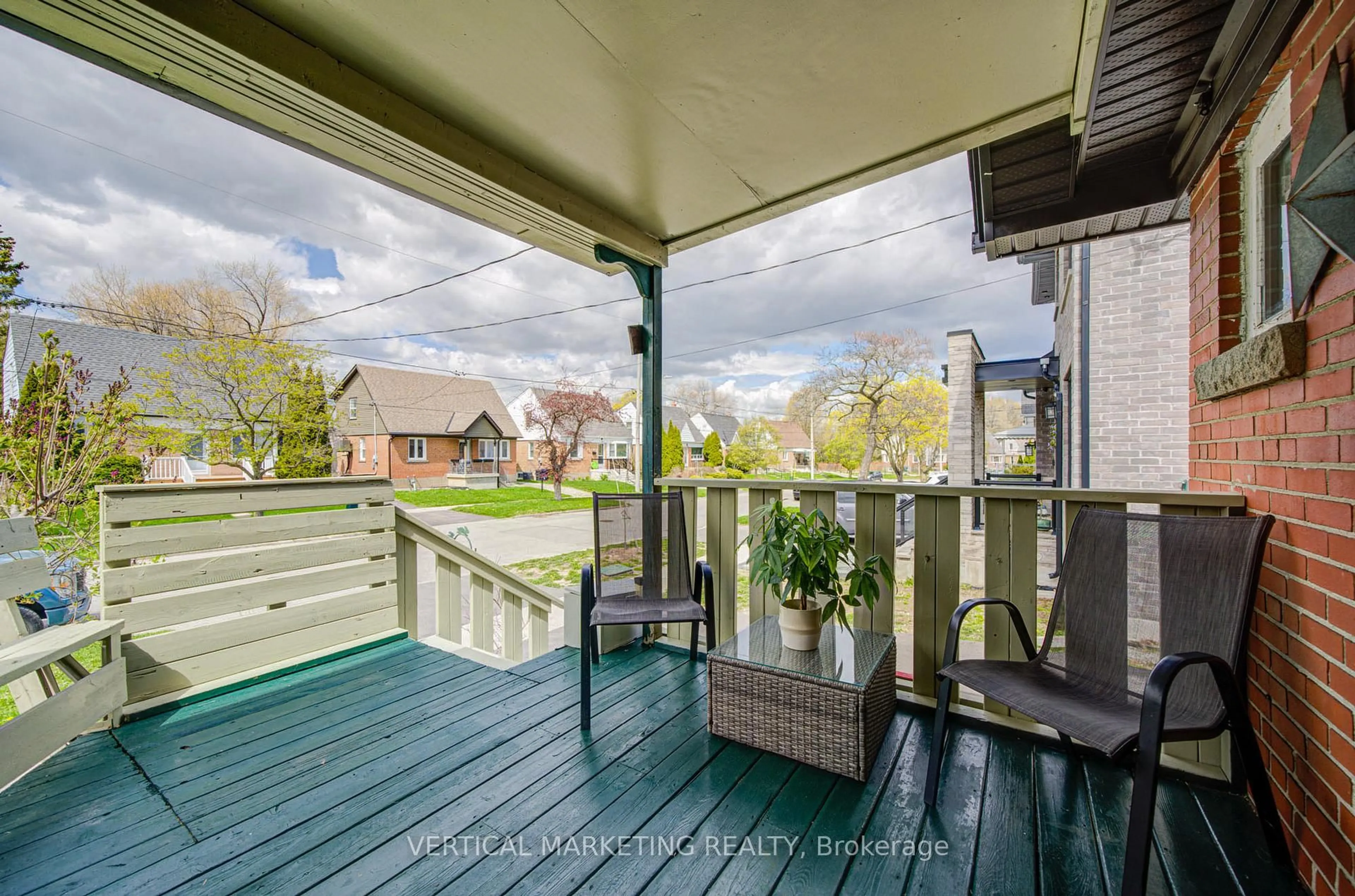 Patio, unknown for 17 Arden Cres, Toronto Ontario M1L 3R6