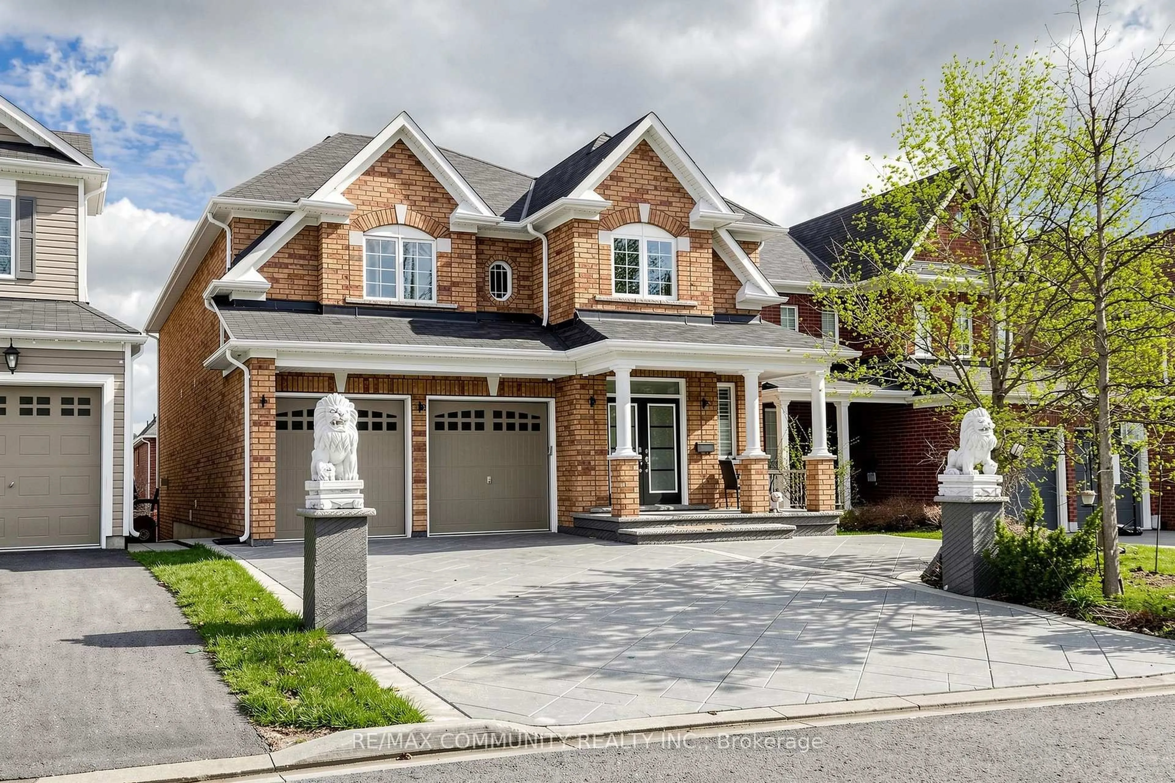 Home with brick exterior material, street for 2021 Kurelo Dr, Oshawa Ontario L1K 0W7