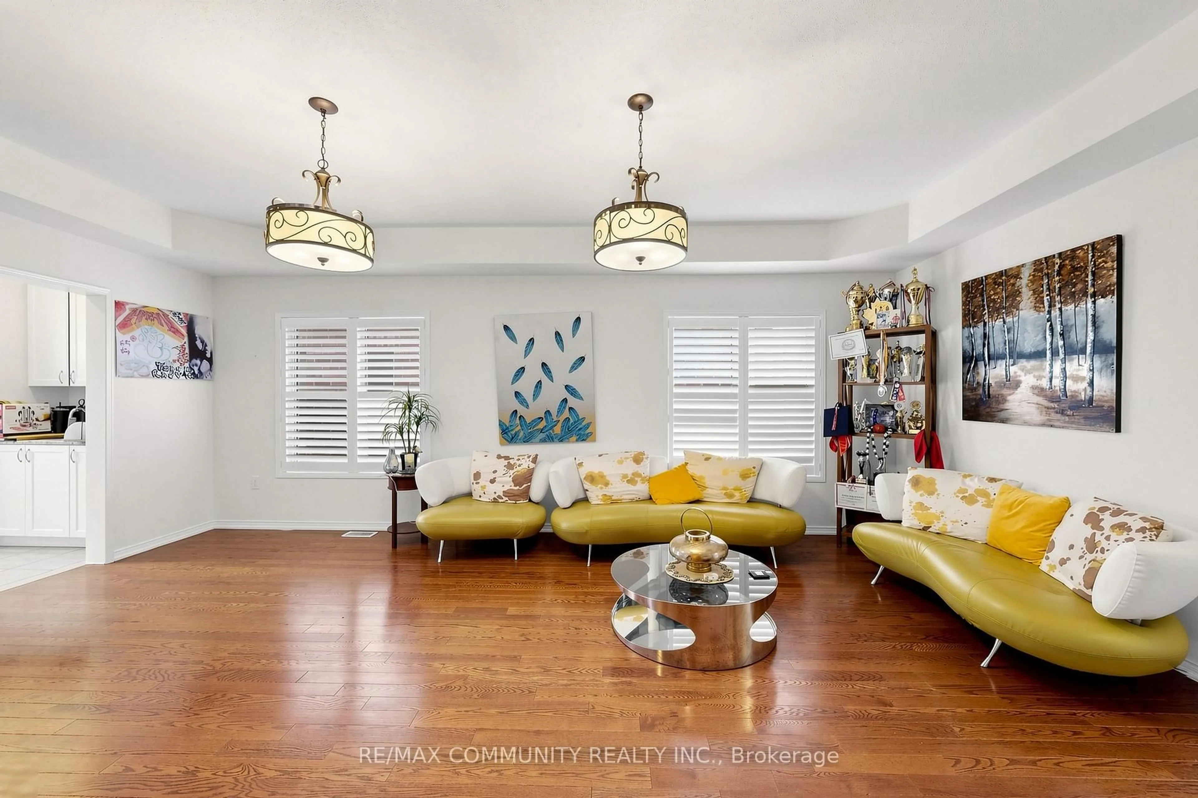 Living room with furniture, unknown for 2021 Kurelo Dr, Oshawa Ontario L1K 0W7