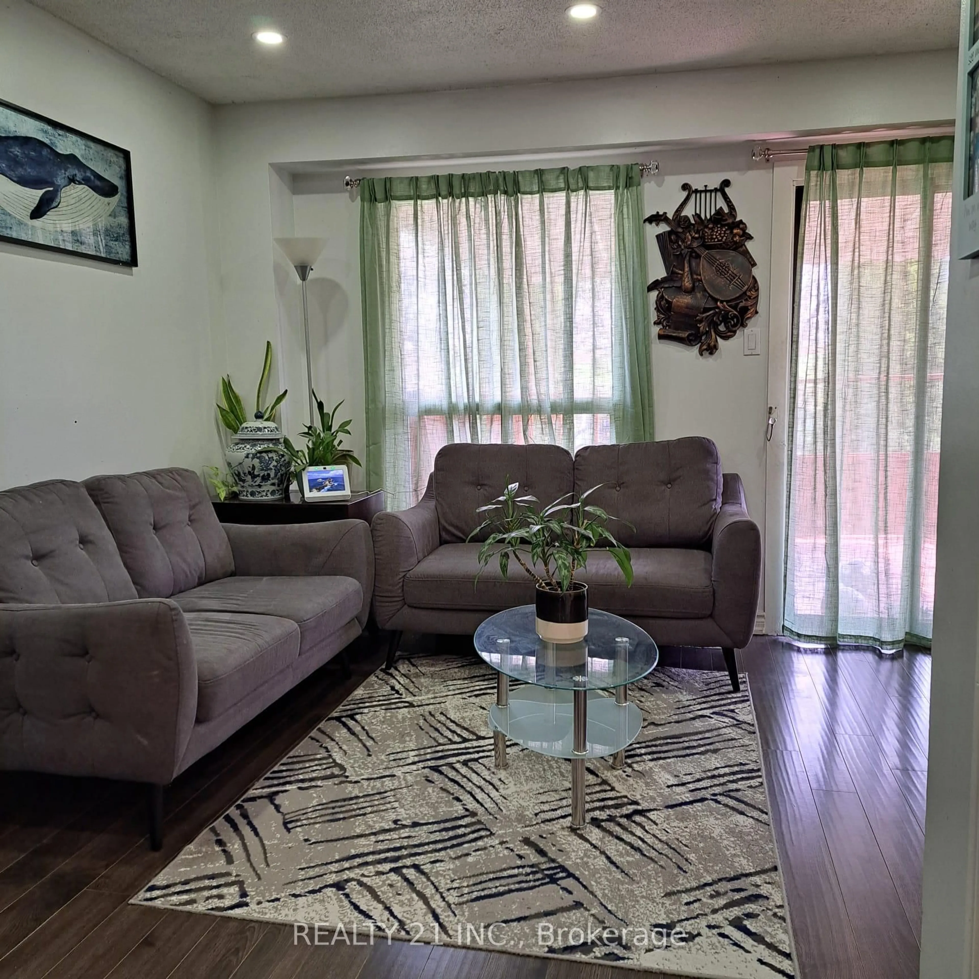 Living room with furniture, unknown for 55 Shepmore Terr, Toronto Ontario M1B 3H3