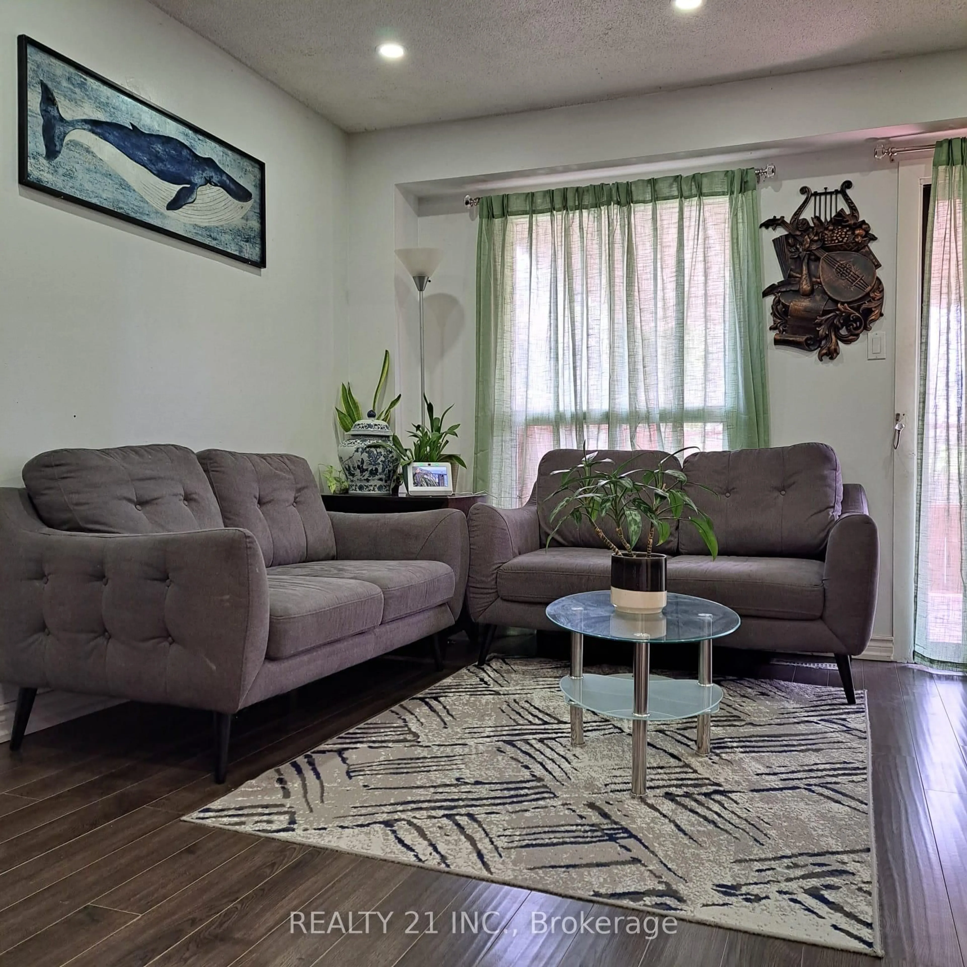 Living room with furniture, unknown for 55 Shepmore Terr, Toronto Ontario M1B 3H3
