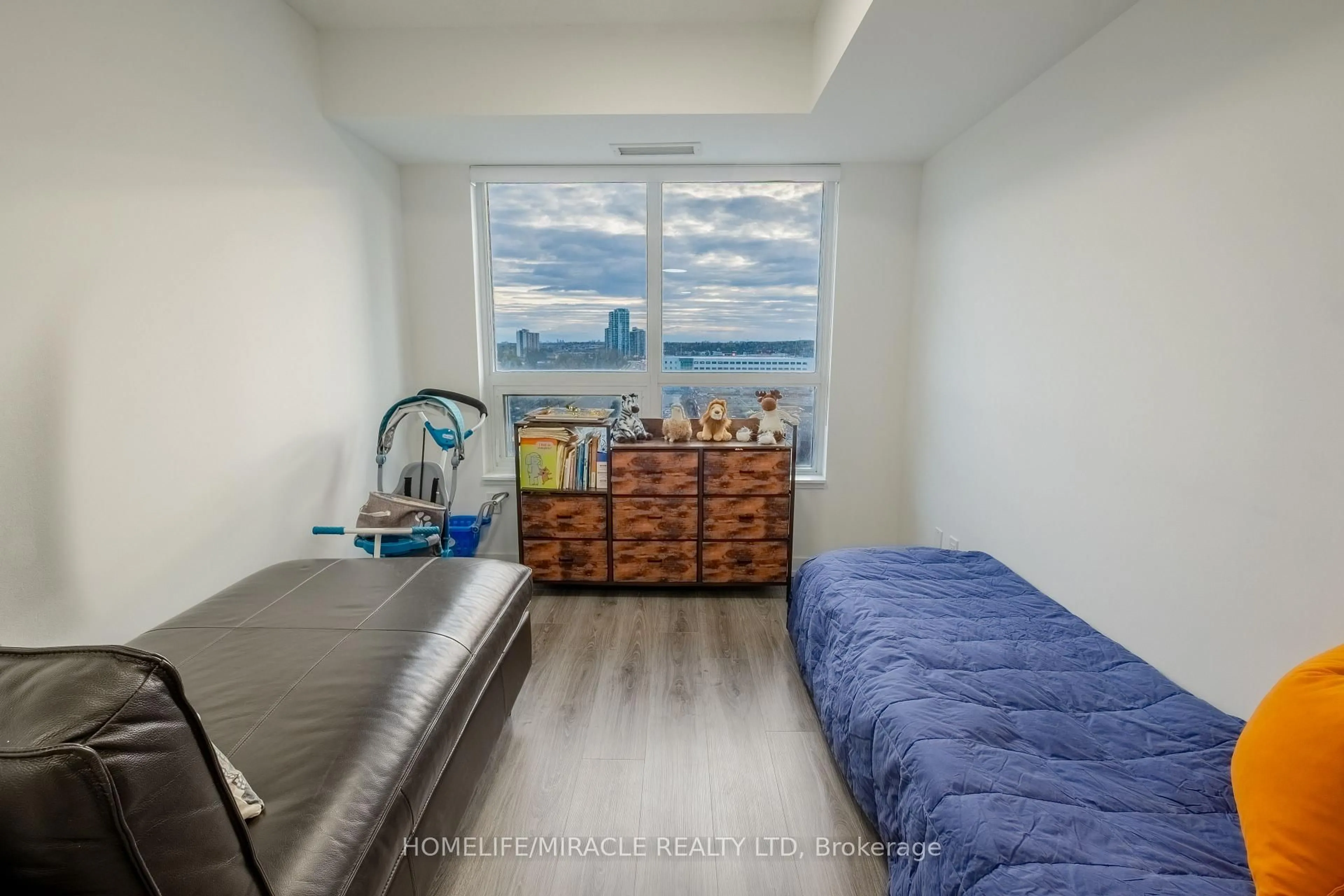 Unknown for 1480 Bayly St #1014, Pickering Ontario L1W 0C2