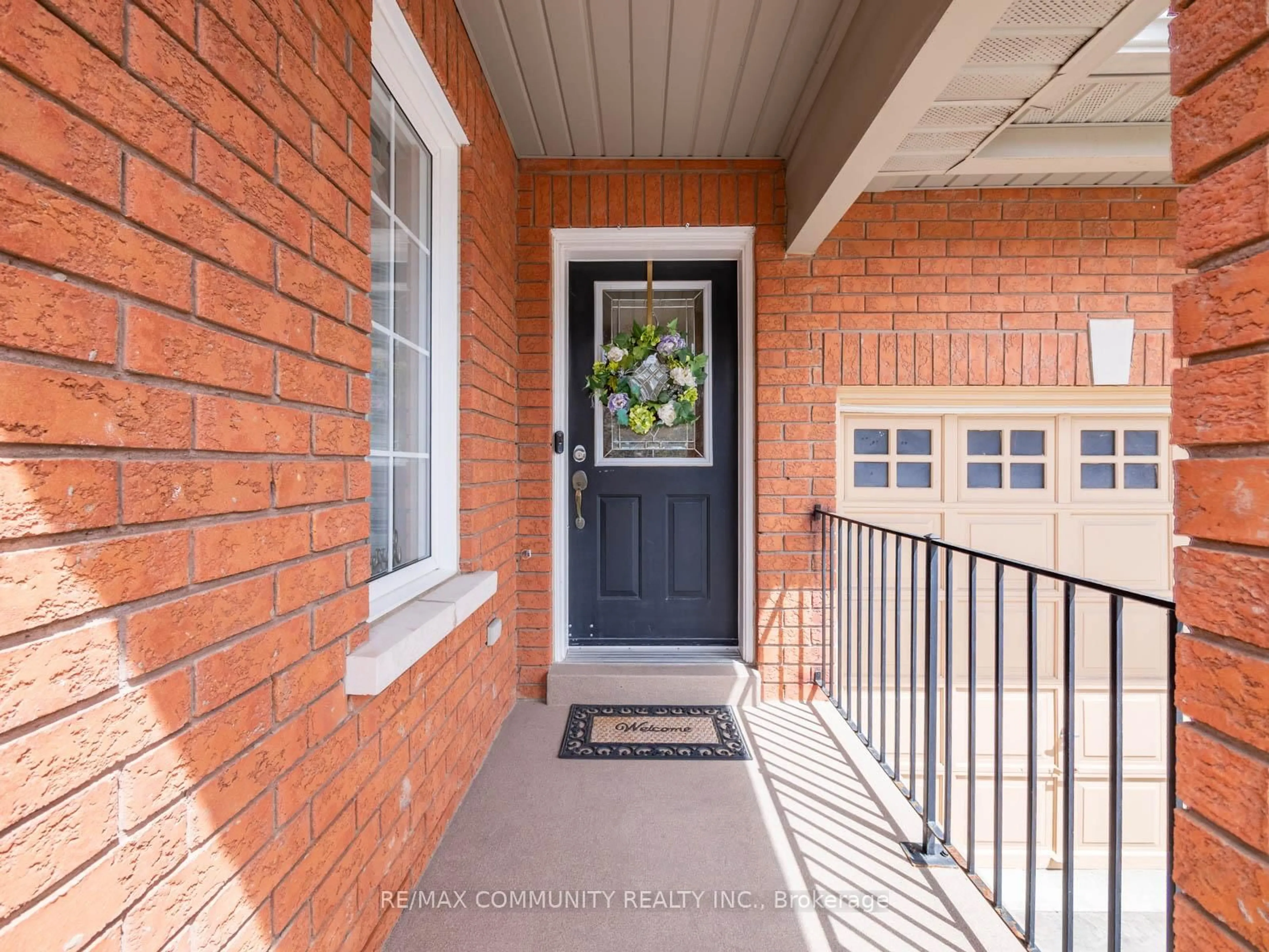 Indoor entryway for 54 Morland Cres, Ajax Ontario L1T 4P5