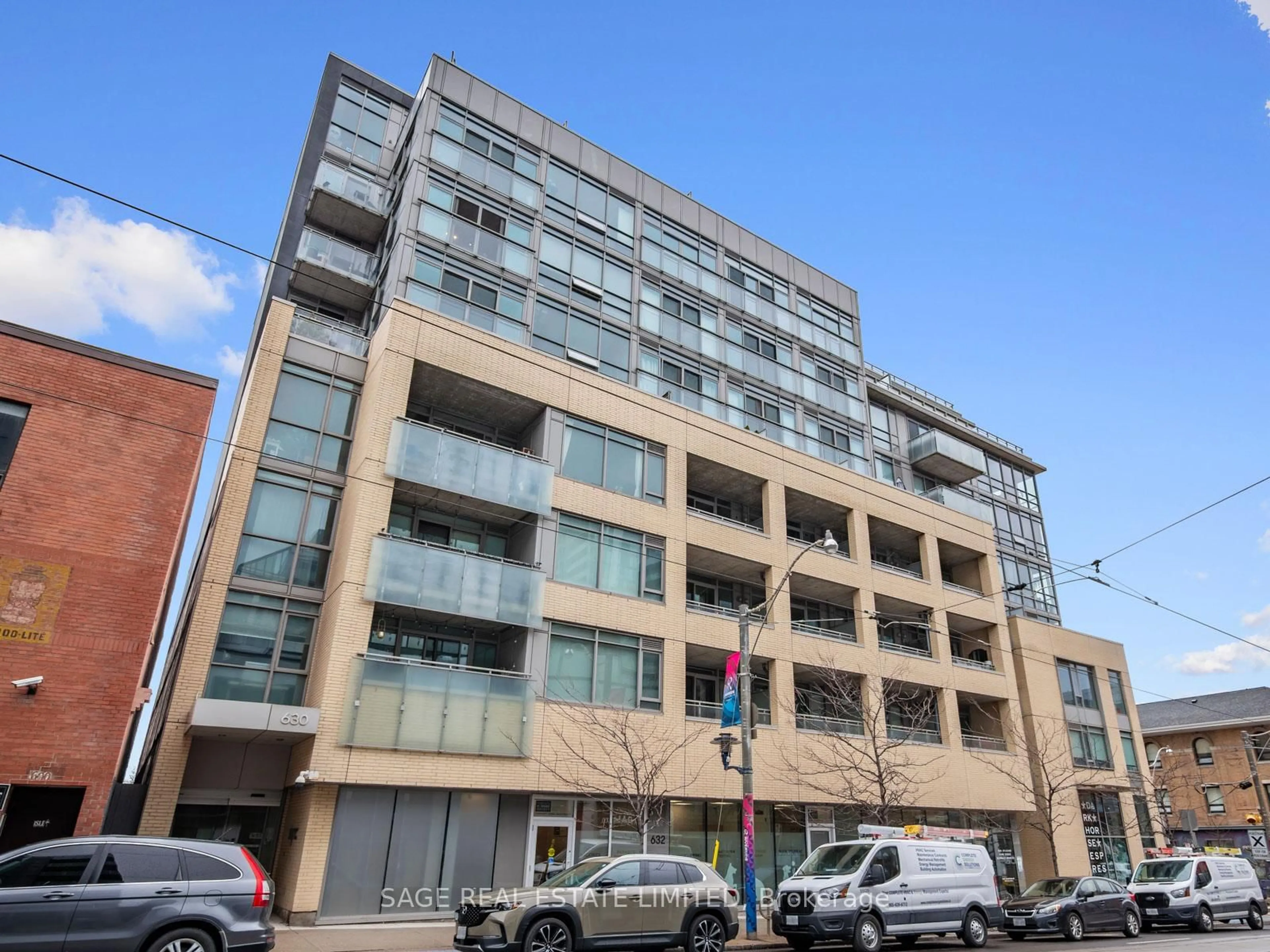 Unknown for 630 Queen East St, Toronto Ontario M4M 1G3