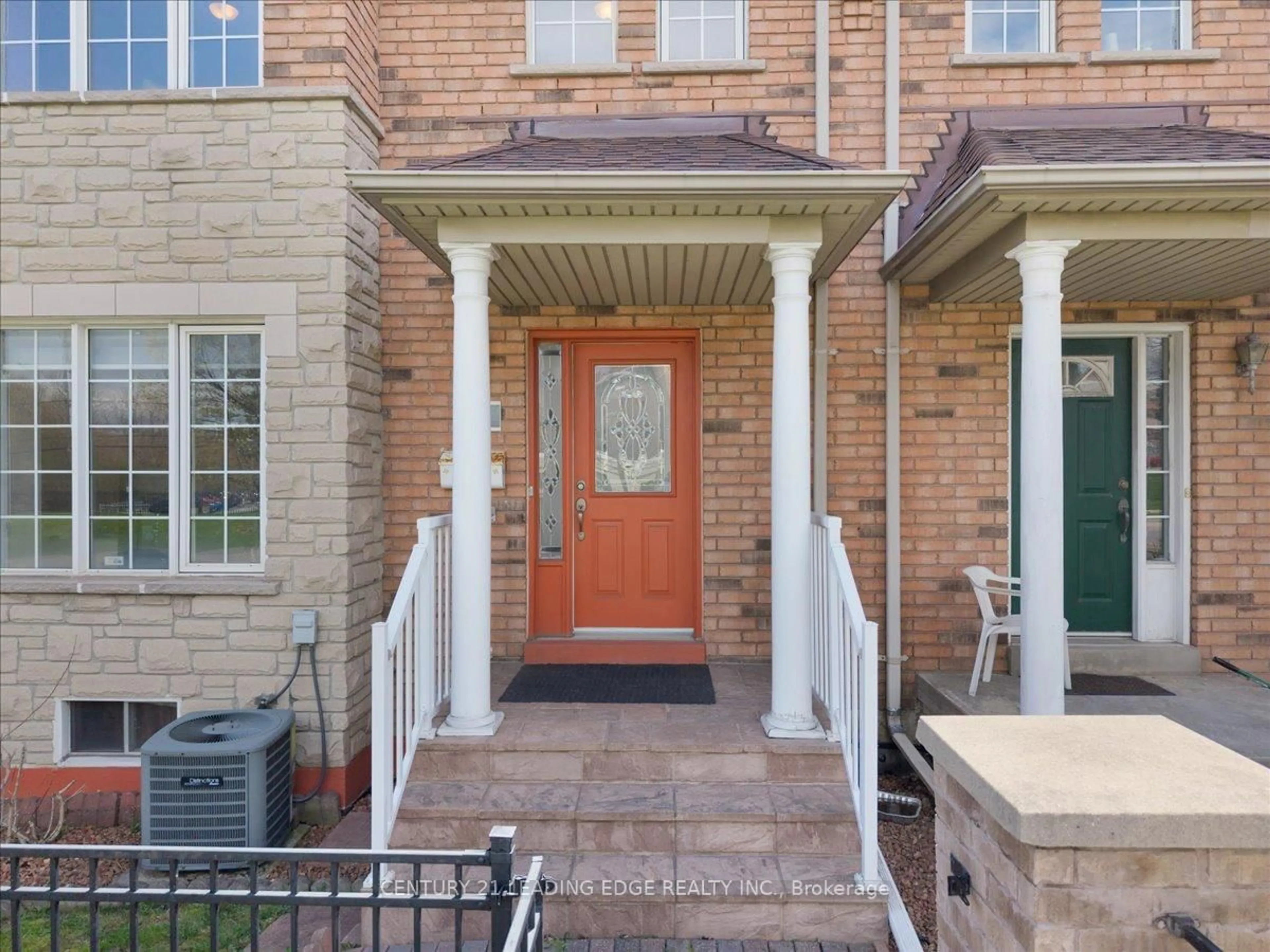 Indoor entryway for 46 Georgina Gate, Toronto Ontario M1L 4T9