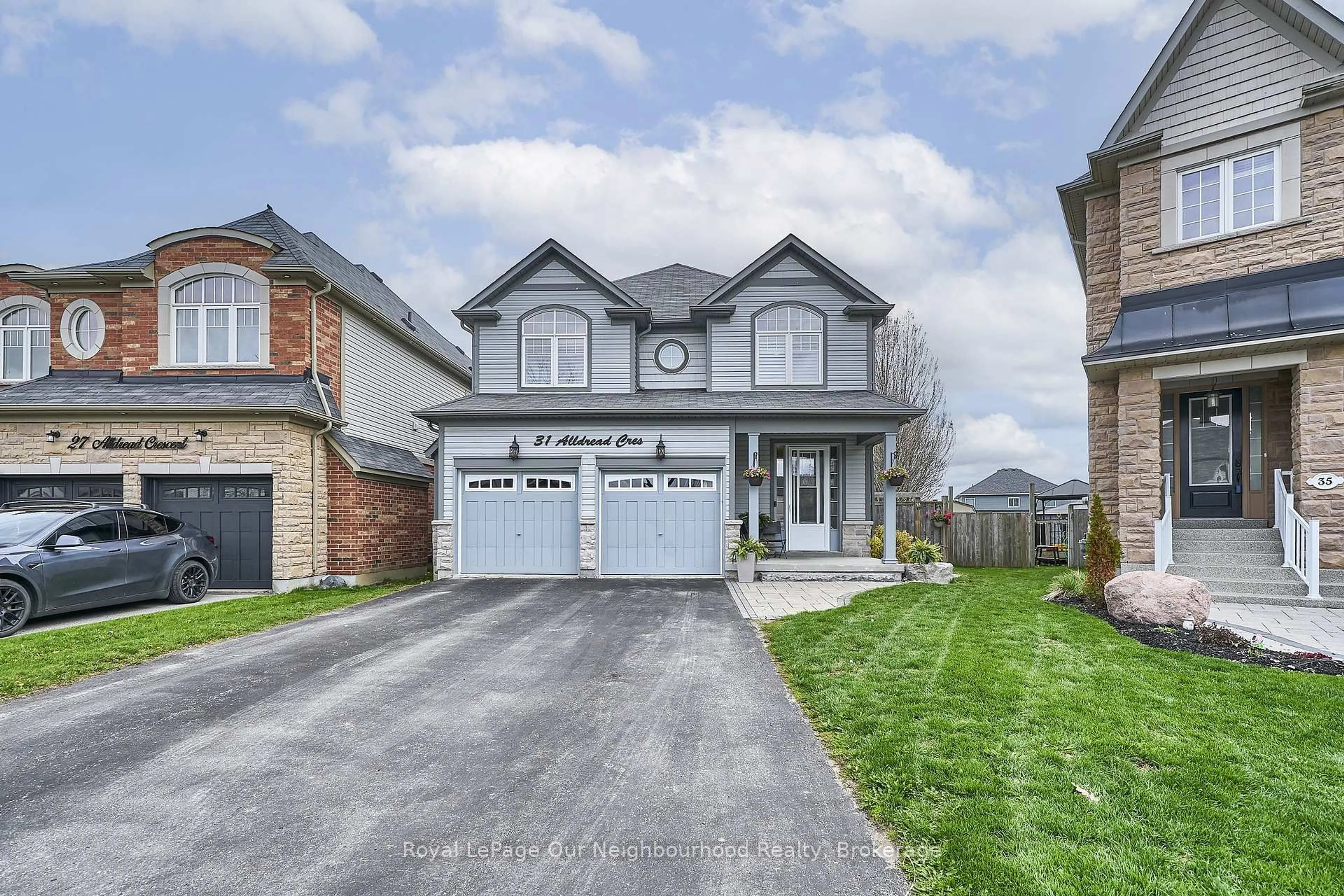 Home with brick exterior material, street for 31 Alldread Cres, Clarington Ontario L1B 0C2