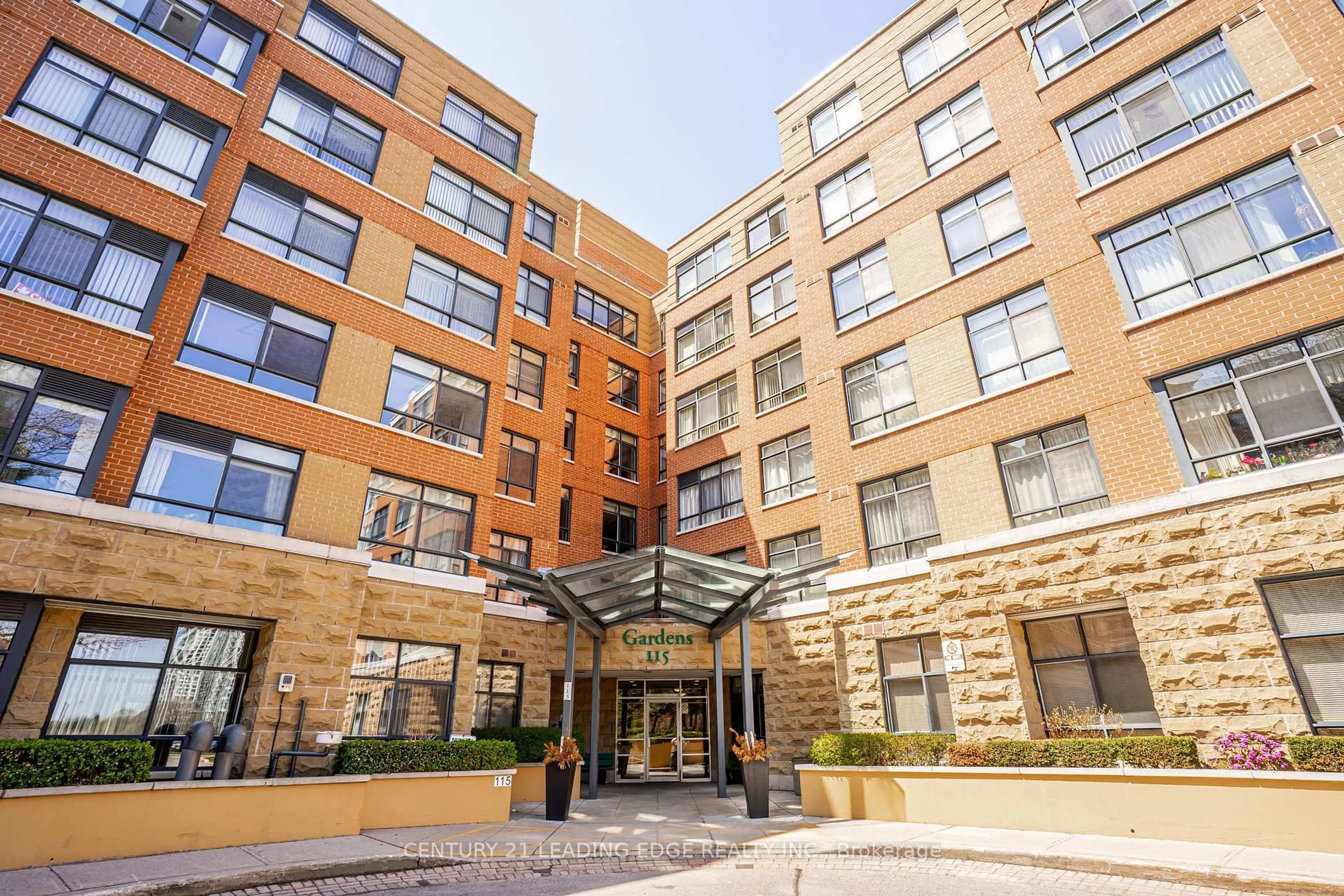 Patio, building for 115 Bonis Ave #210, Toronto Ontario M1T 3S4
