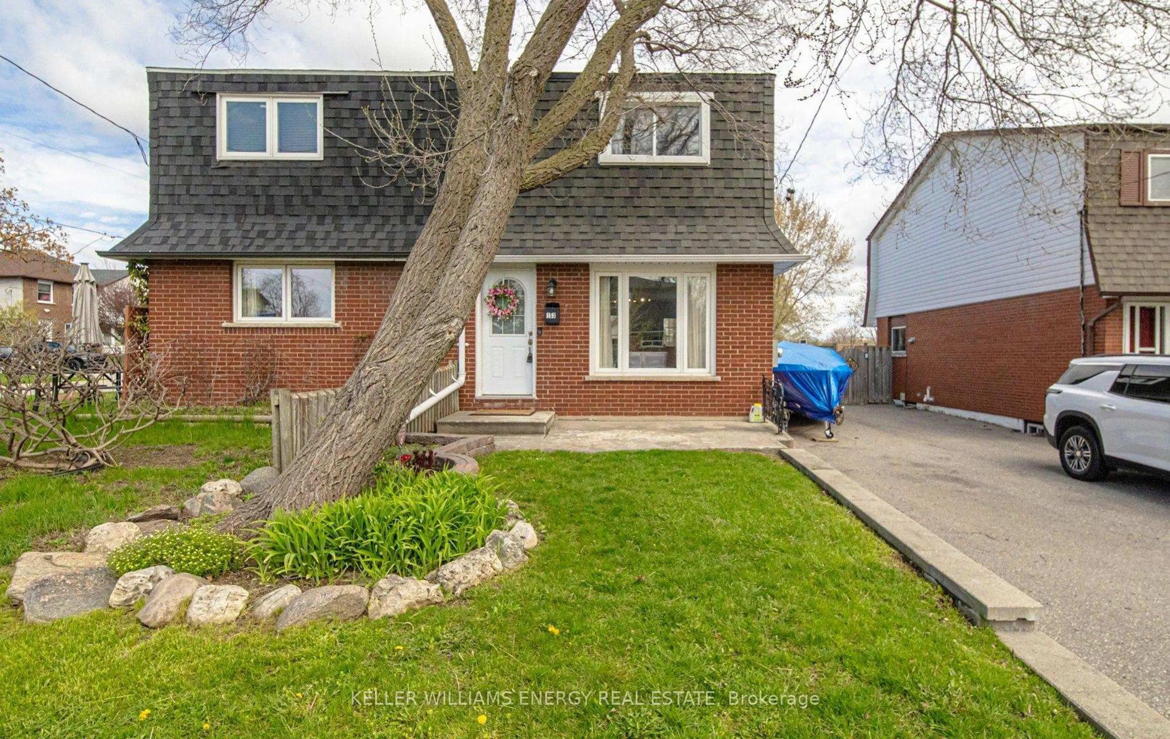Unknown for 153 Barkley Cres, Oshawa Ontario L1J 2E5
