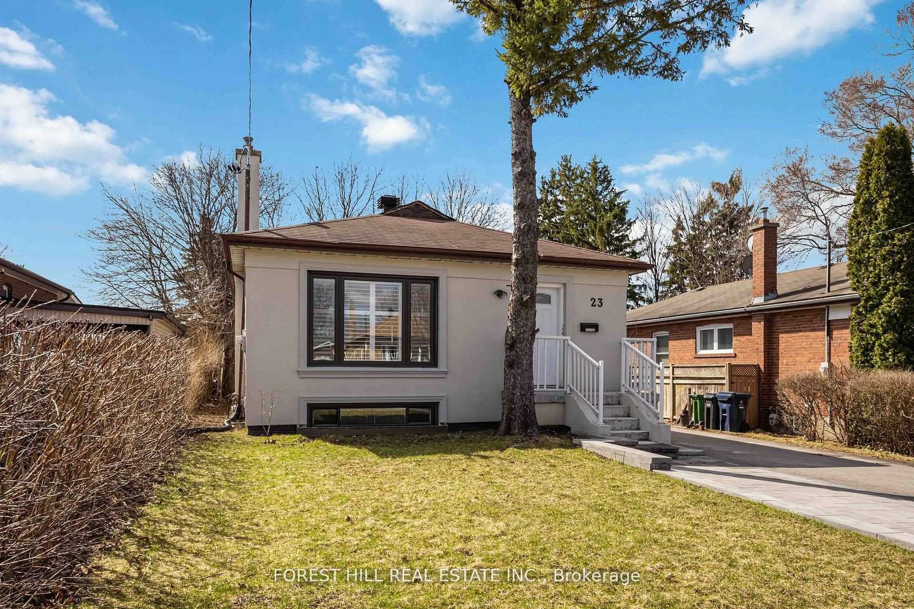 Home with vinyl exterior material, street for 23 Japonica Rd, Toronto Ontario M1R 4S1