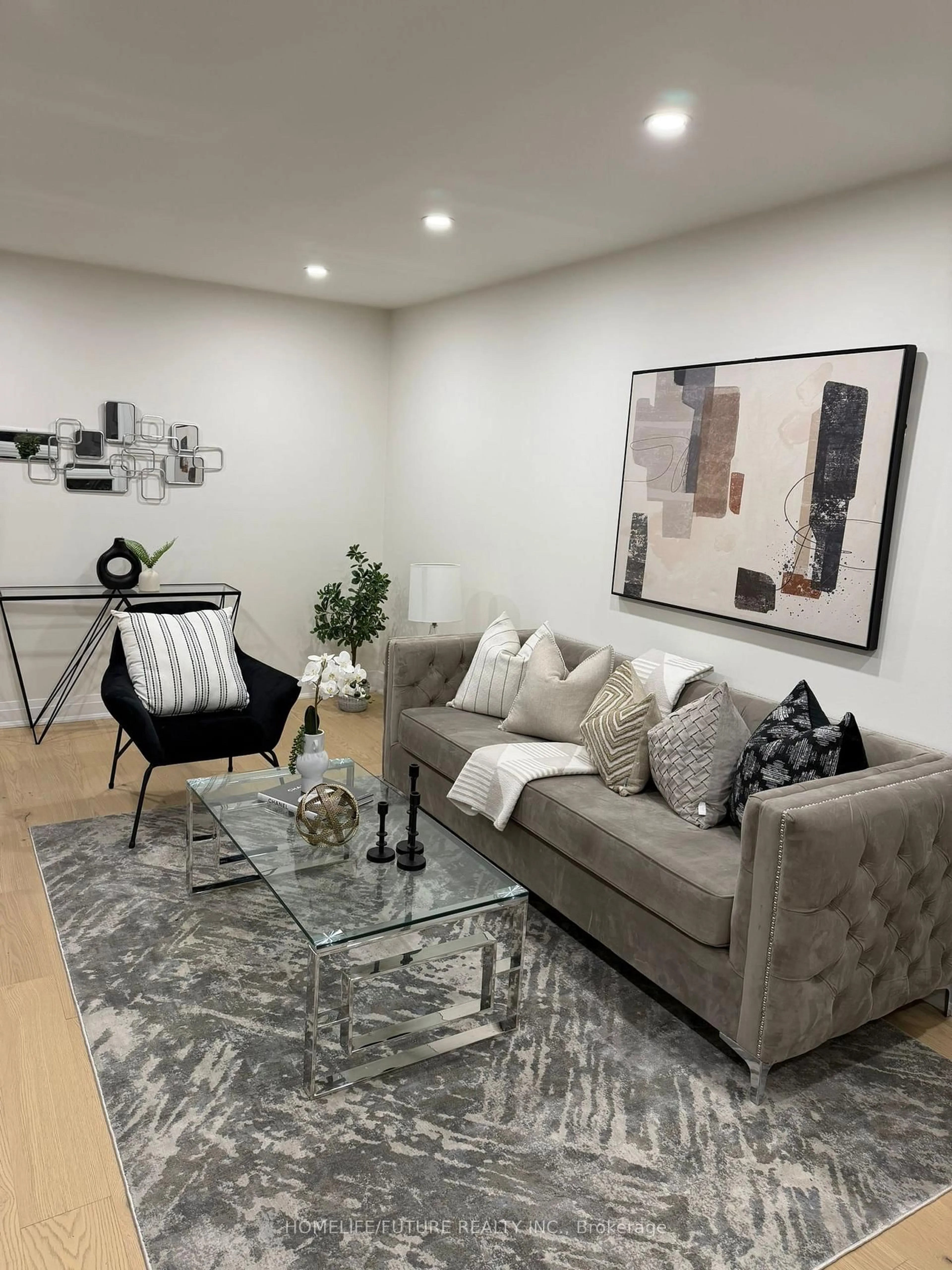 Living room with furniture, unknown for 86 Malvern St #68, Toronto Ontario M1B 2V4
