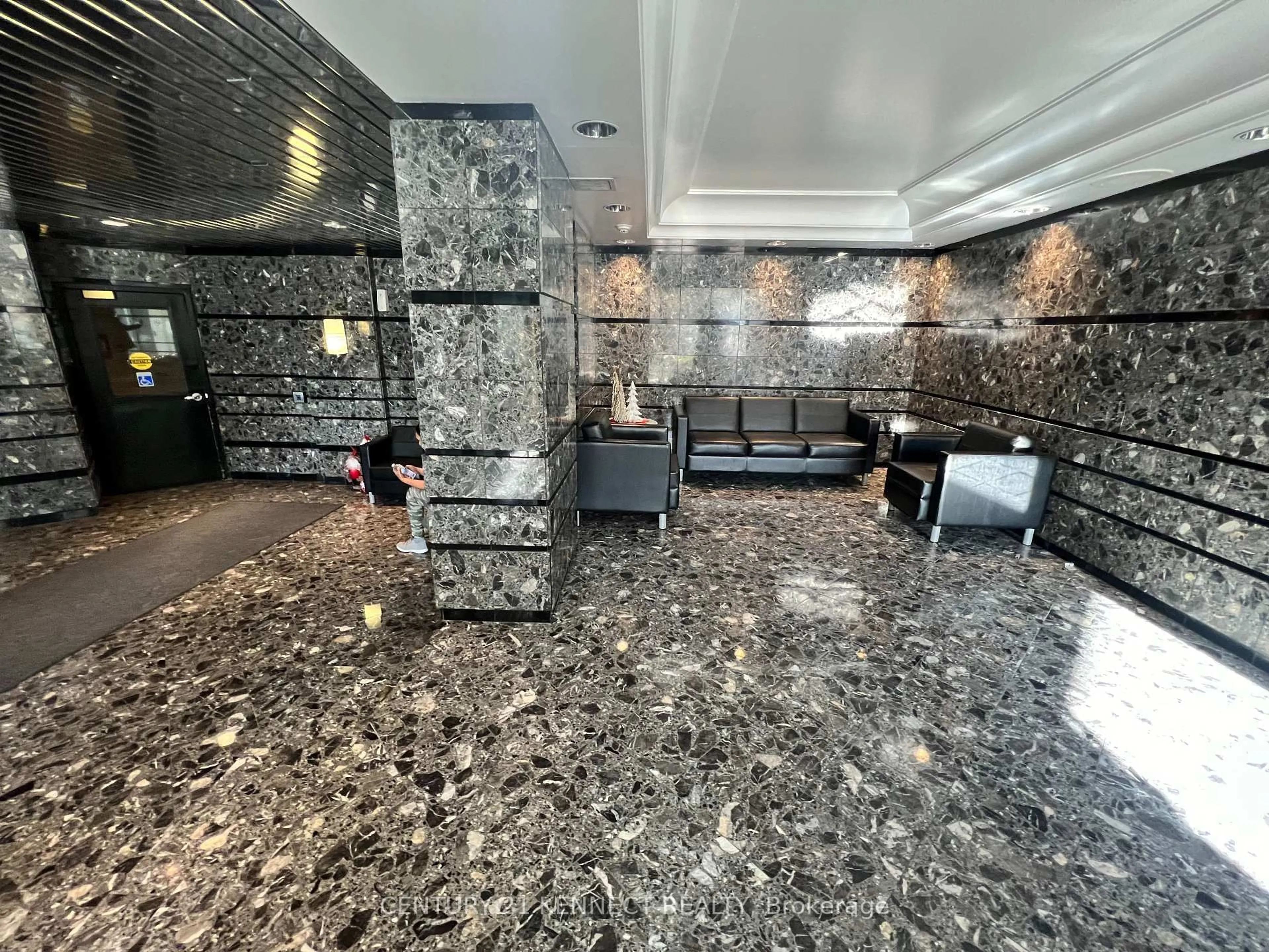 Lobby for 4725 Sheppard Ave #604, Toronto Ontario M1S 5B3