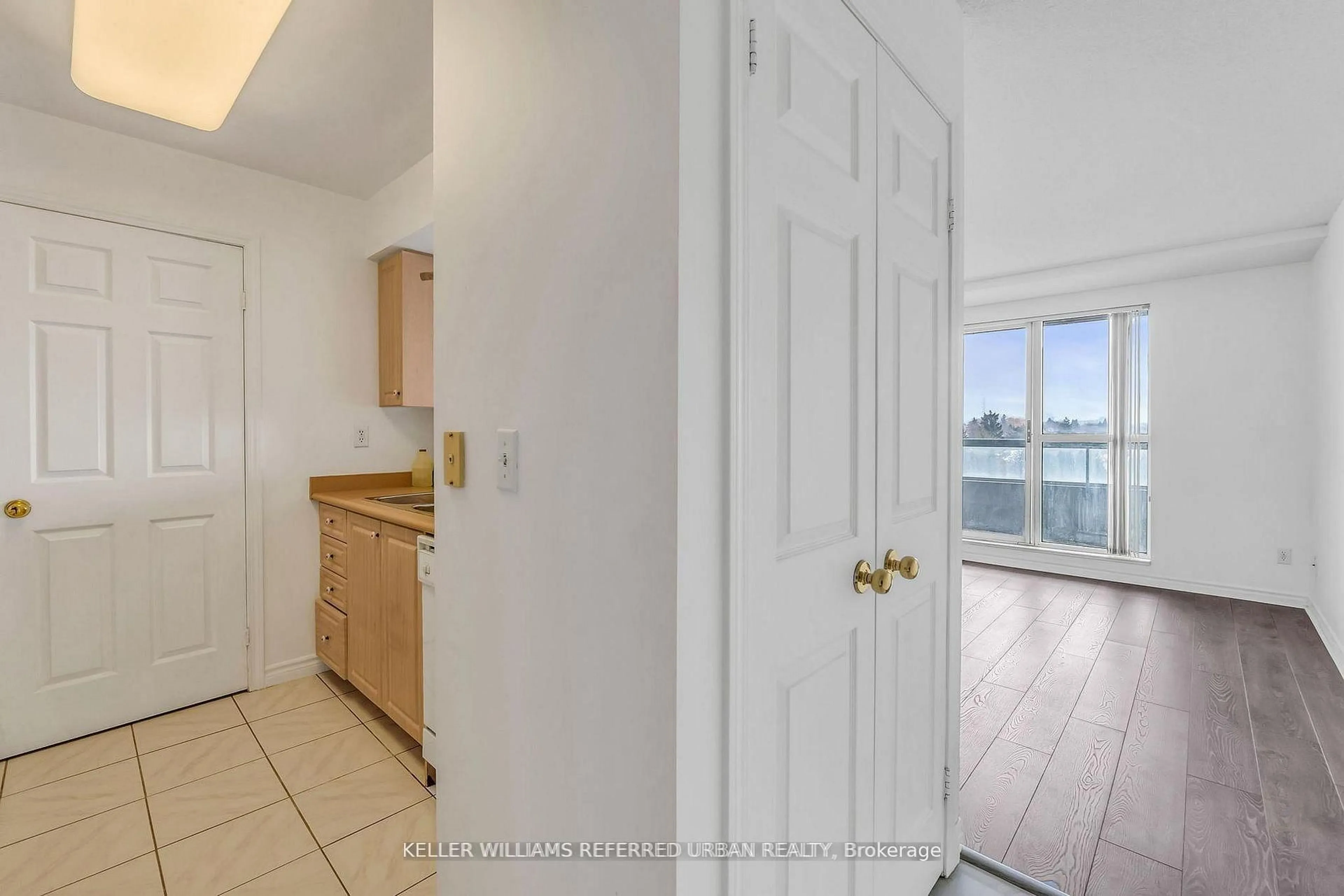 Indoor entryway for 5039 Finch Ave #608, Toronto Ontario M1S 5J9