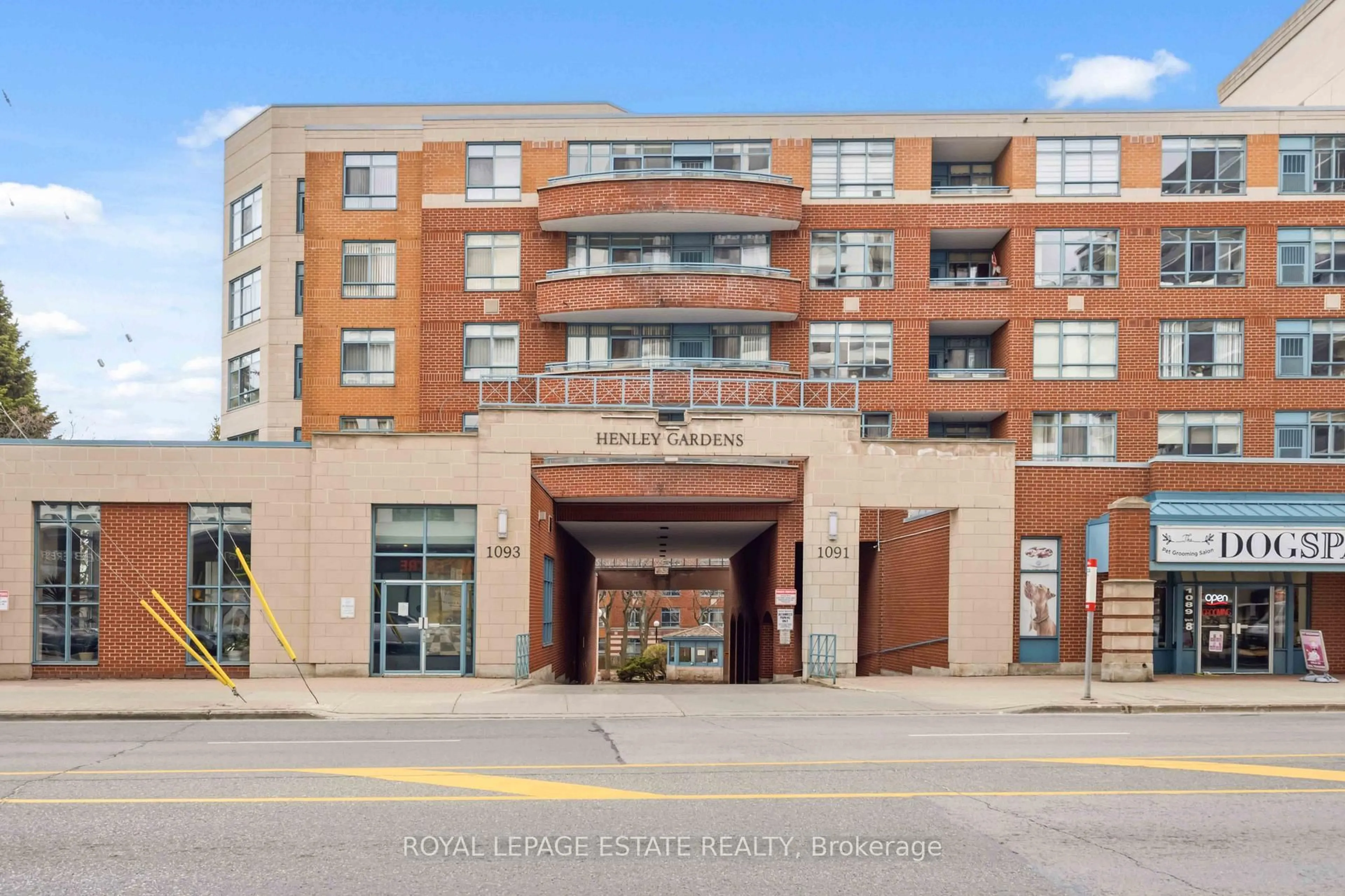 Unknown for 1093 Kingston Rd #701, Toronto Ontario M1N 4E2