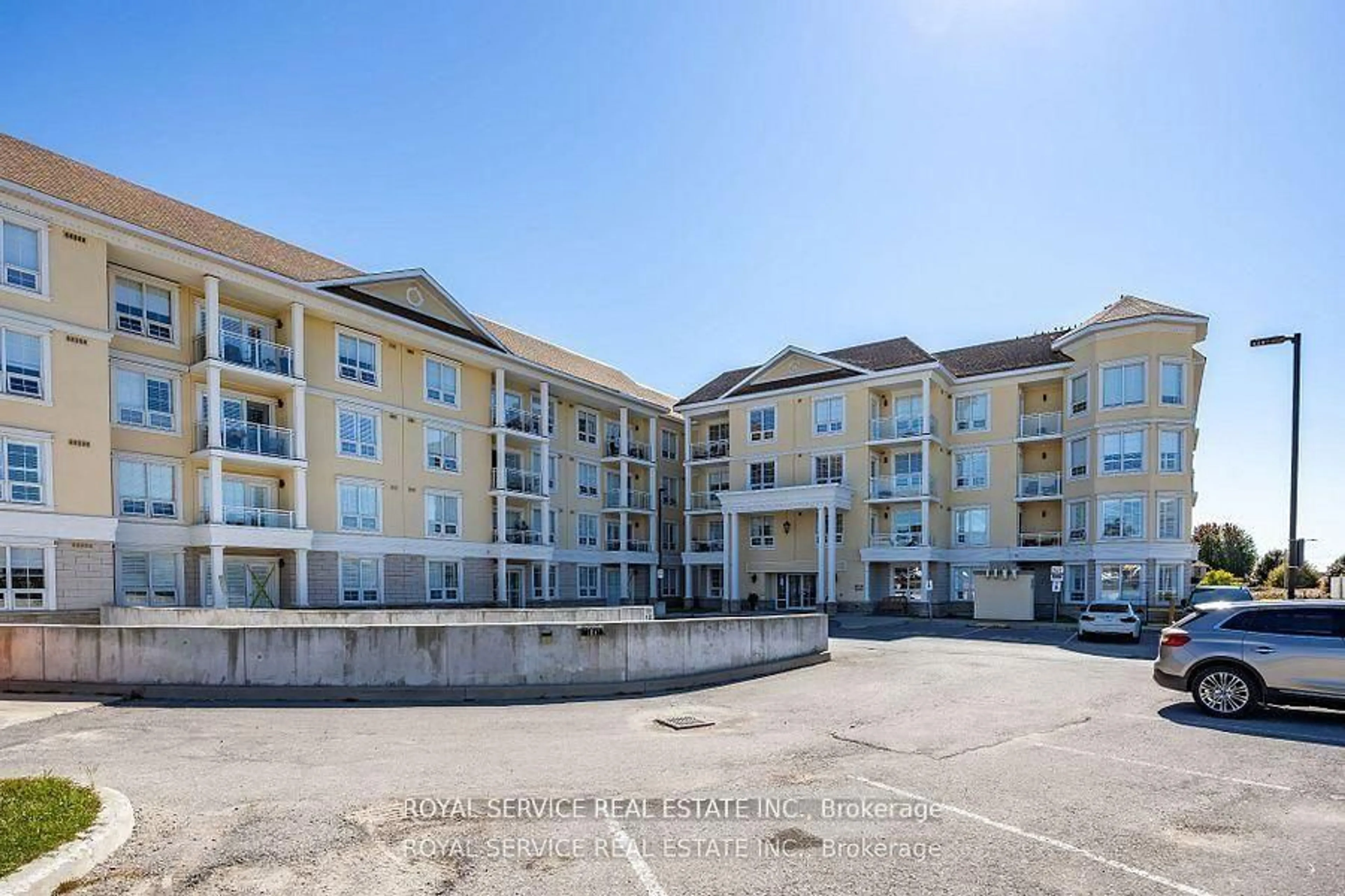 Unknown for 21 Brookhouse Dr #220, Clarington Ontario L1B 0V4