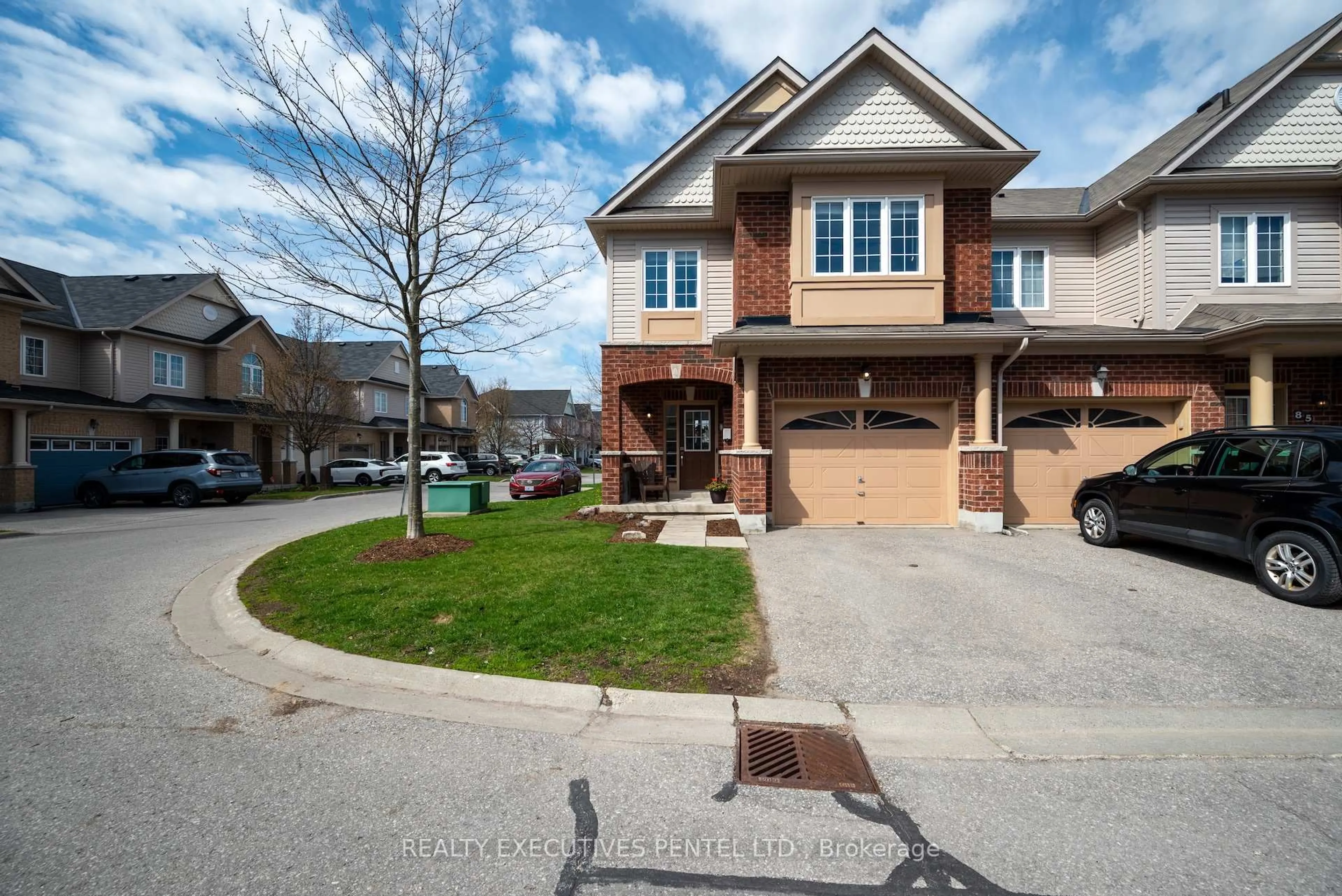 Home with brick exterior material, street for 89 Lander Cres, Clarington Ontario L1C 0L5