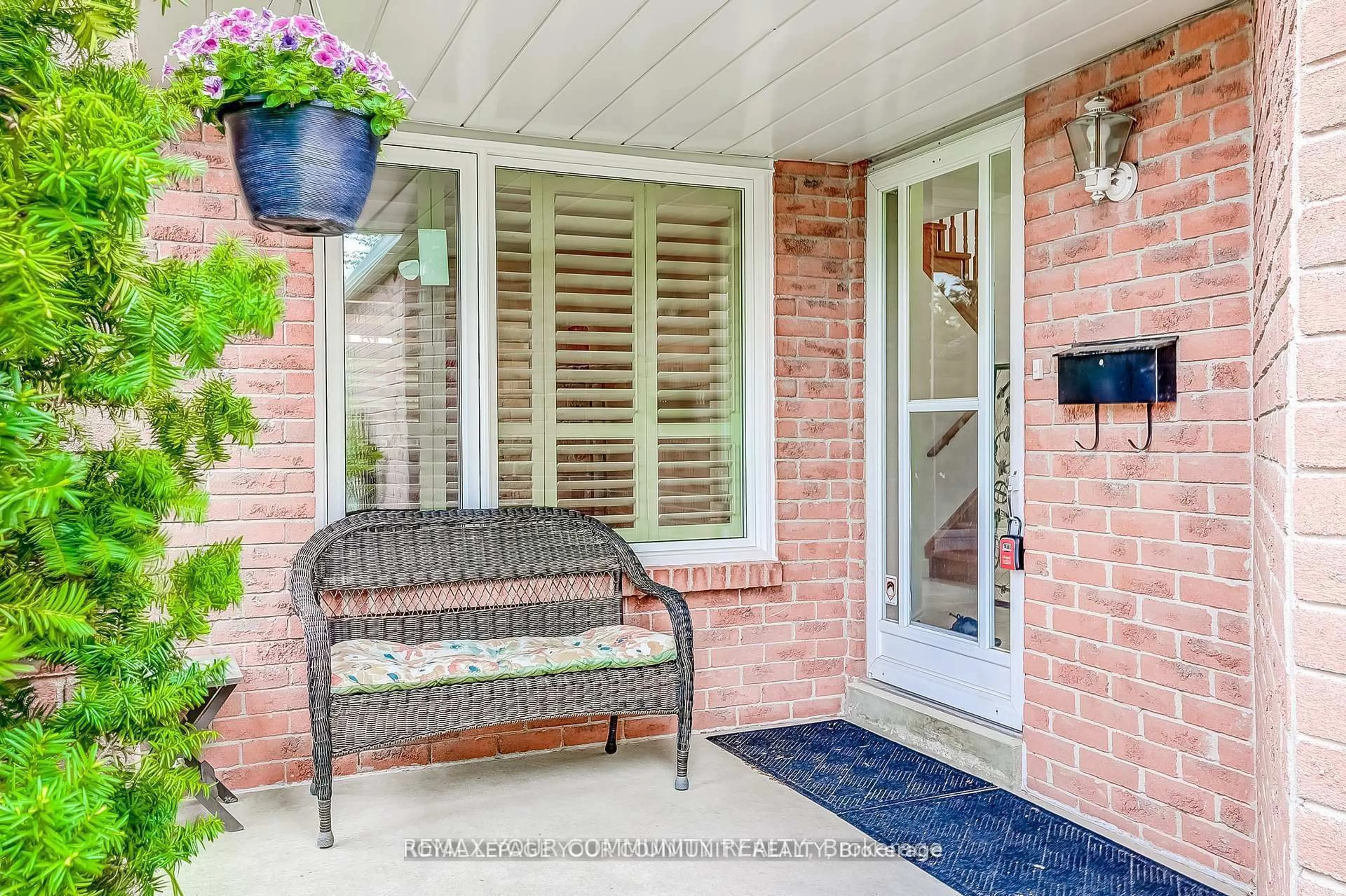 Home with brick exterior material, street for 660 Foxwood Tr, Pickering Ontario L1V 3X8