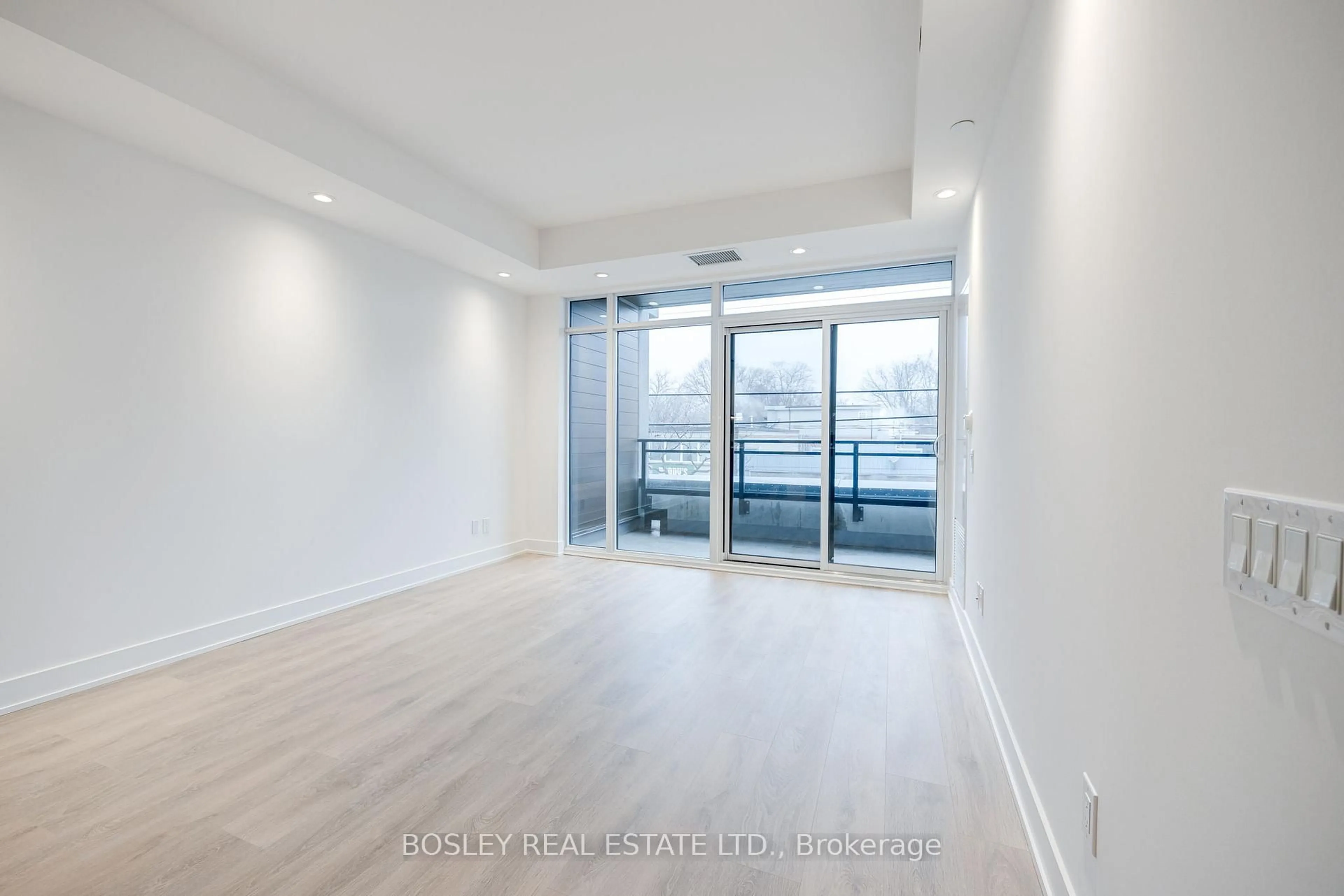 A pic of a room for 1285 Queen St #204, Toronto Ontario M4L 1C2
