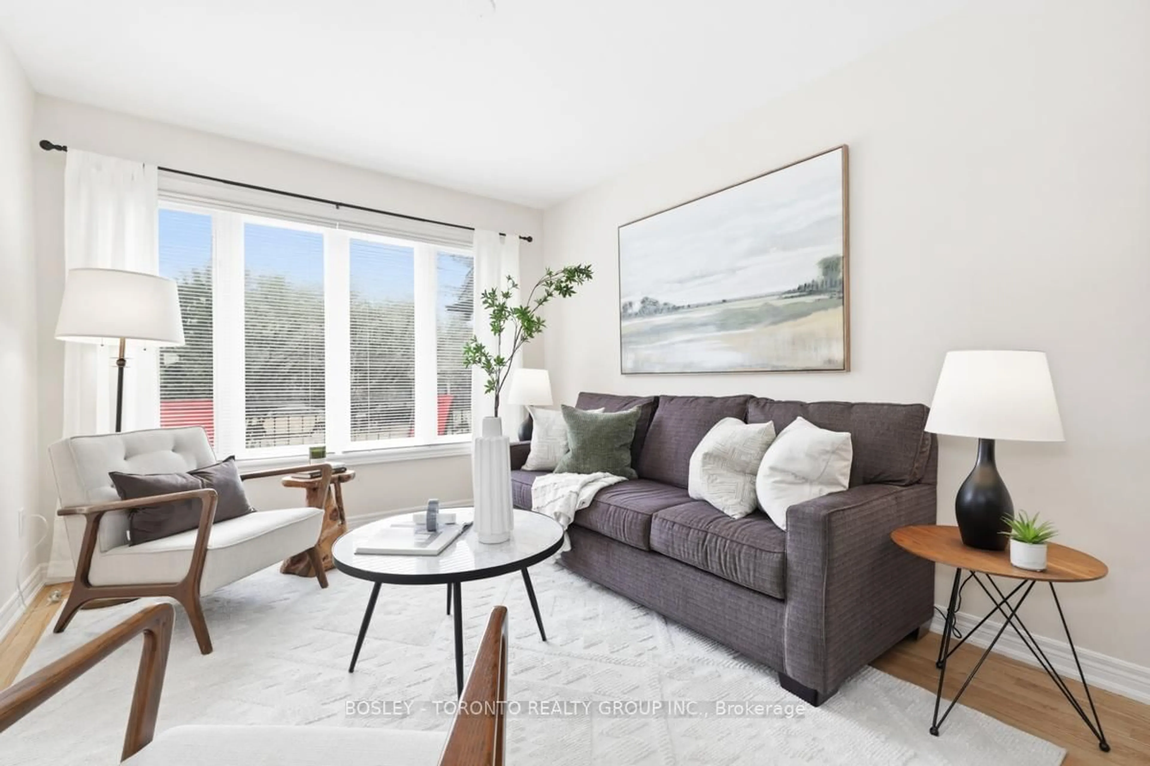 Living room with furniture, unknown for 218 Aylesworth Ave, Toronto Ontario M1N 2J6